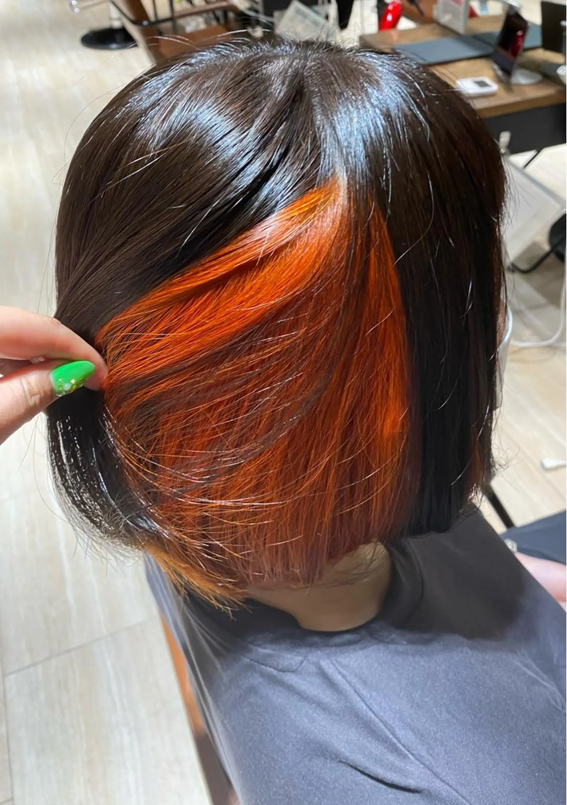 カラー オレンジ オタクギャル美容師 💫三小田 千容のヘアスタイル