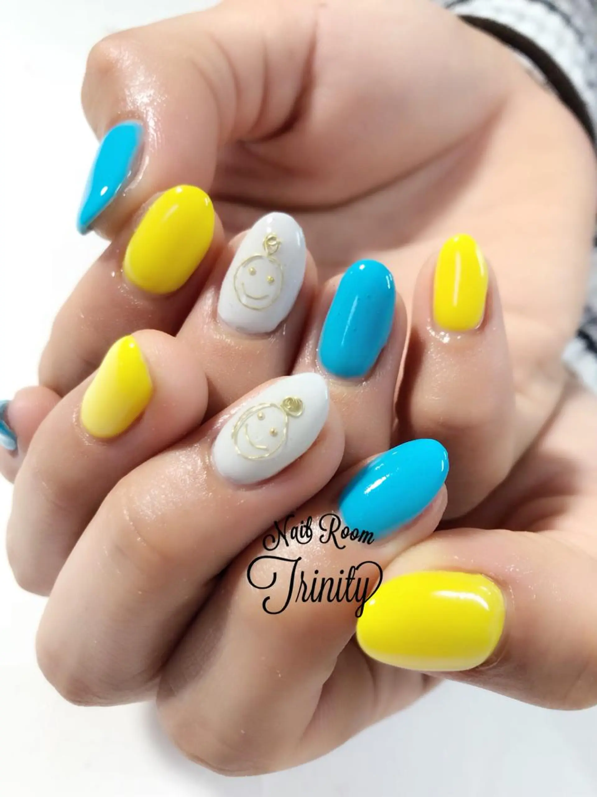 ネイル Trinity staffのネイルデザイン