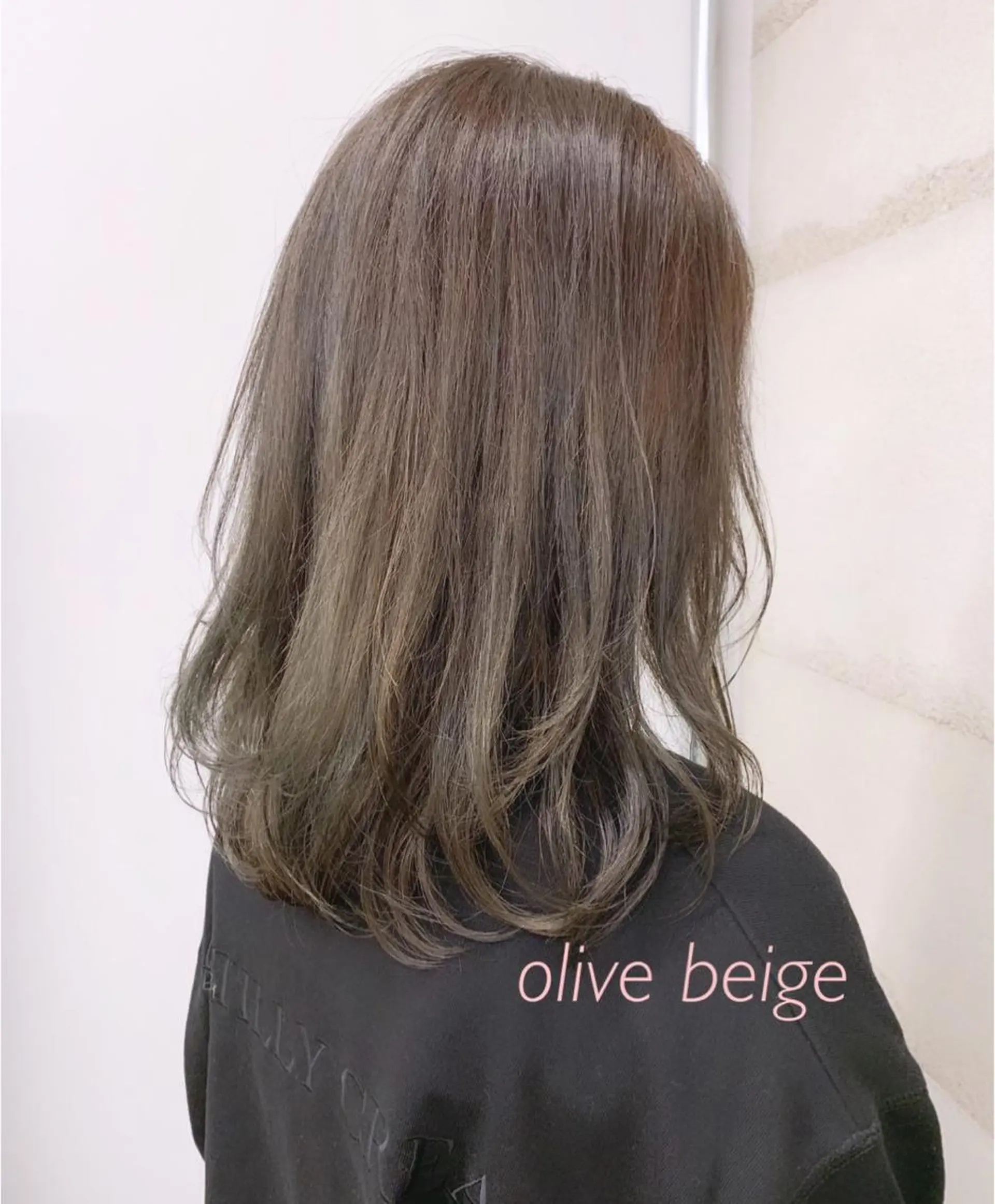 カラー 透明感/オリーブ/ グレージュ/YUKAのヘアスタイル