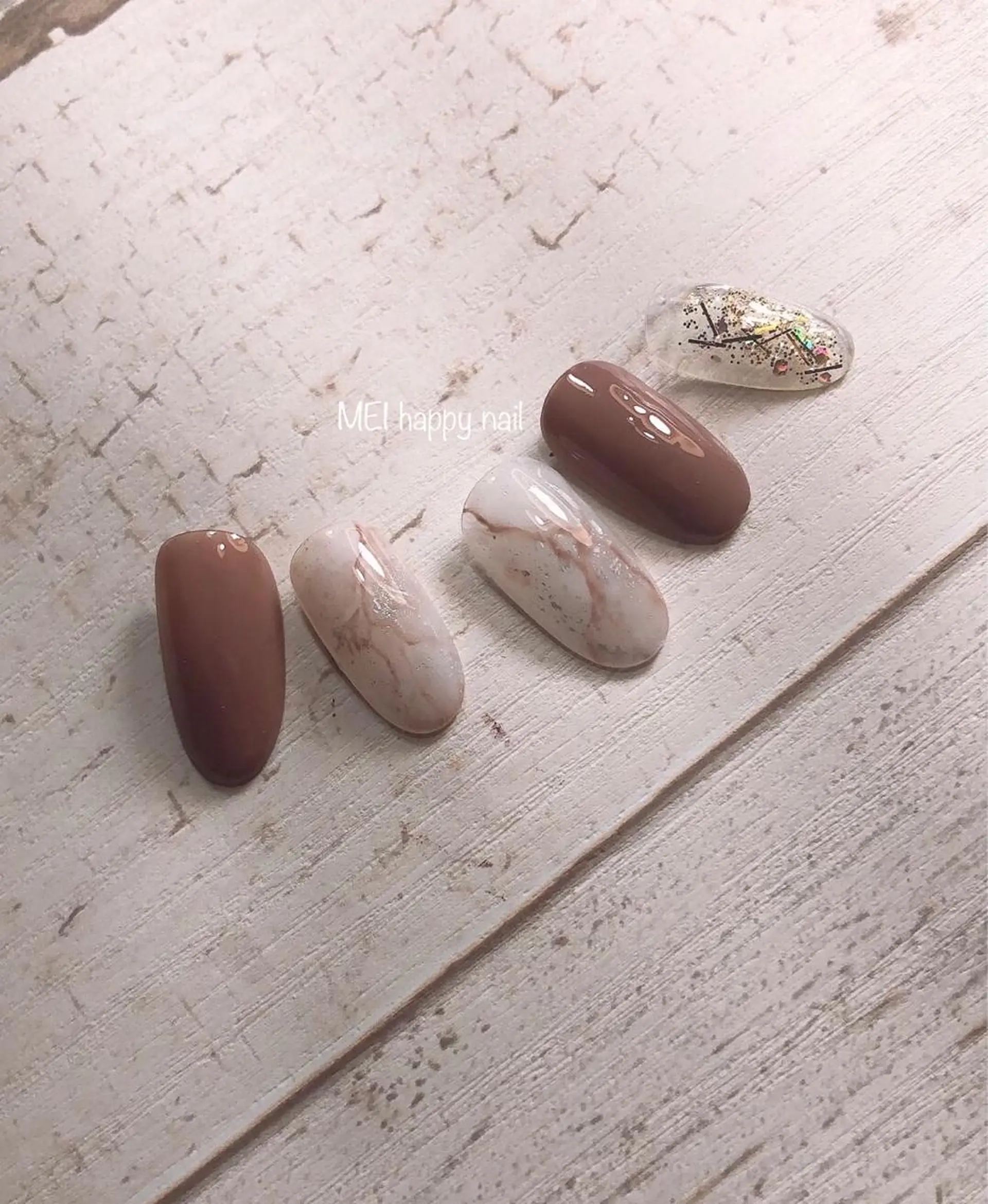 ネイル 北浦和 自爪育成ケアのネイルデザイン