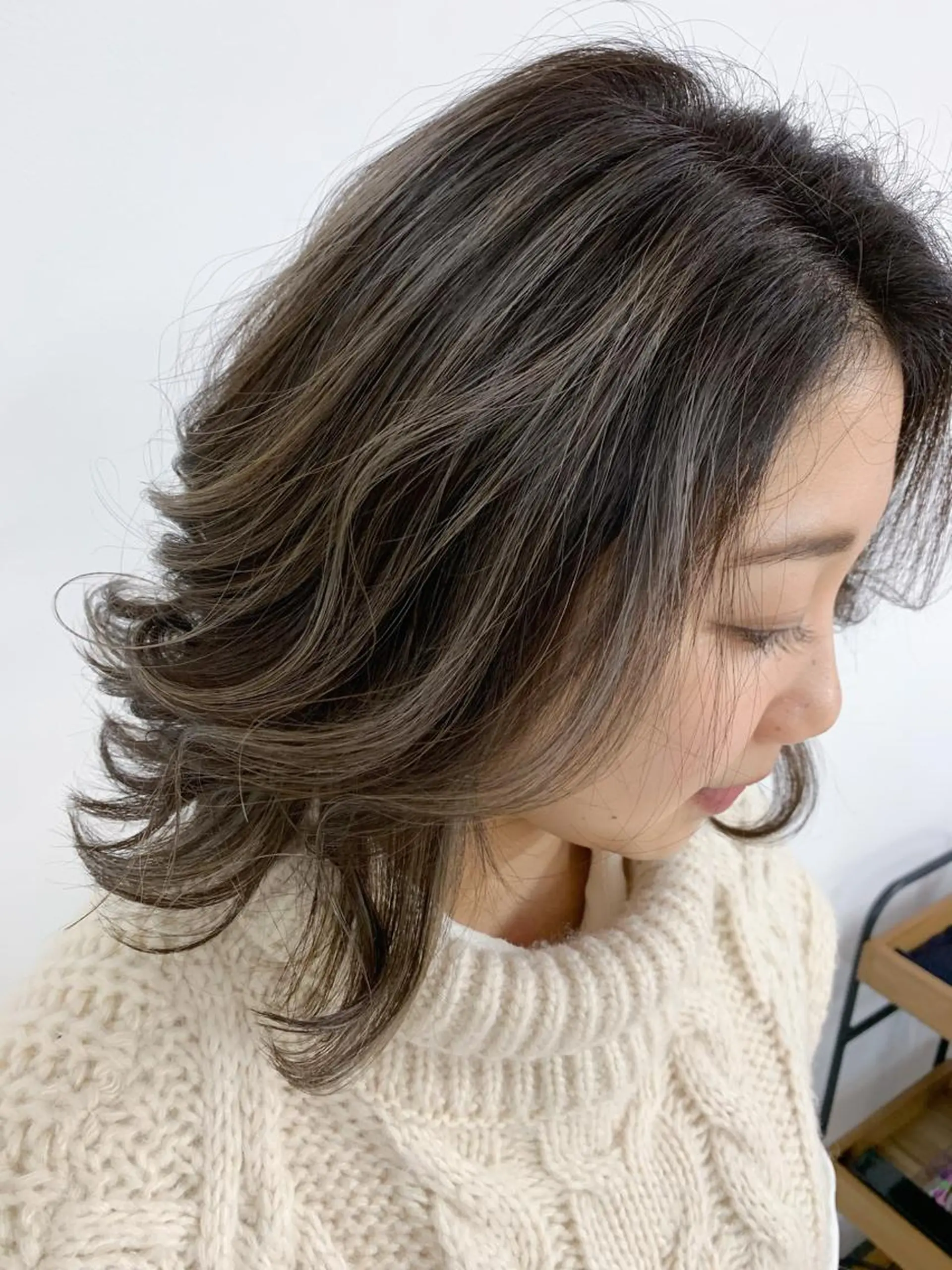 ミディアム 縮毛矯正 ヘアカラー トリートメント 🥇近藤 恭輔🥇 Recharme新保のヘアスタイル