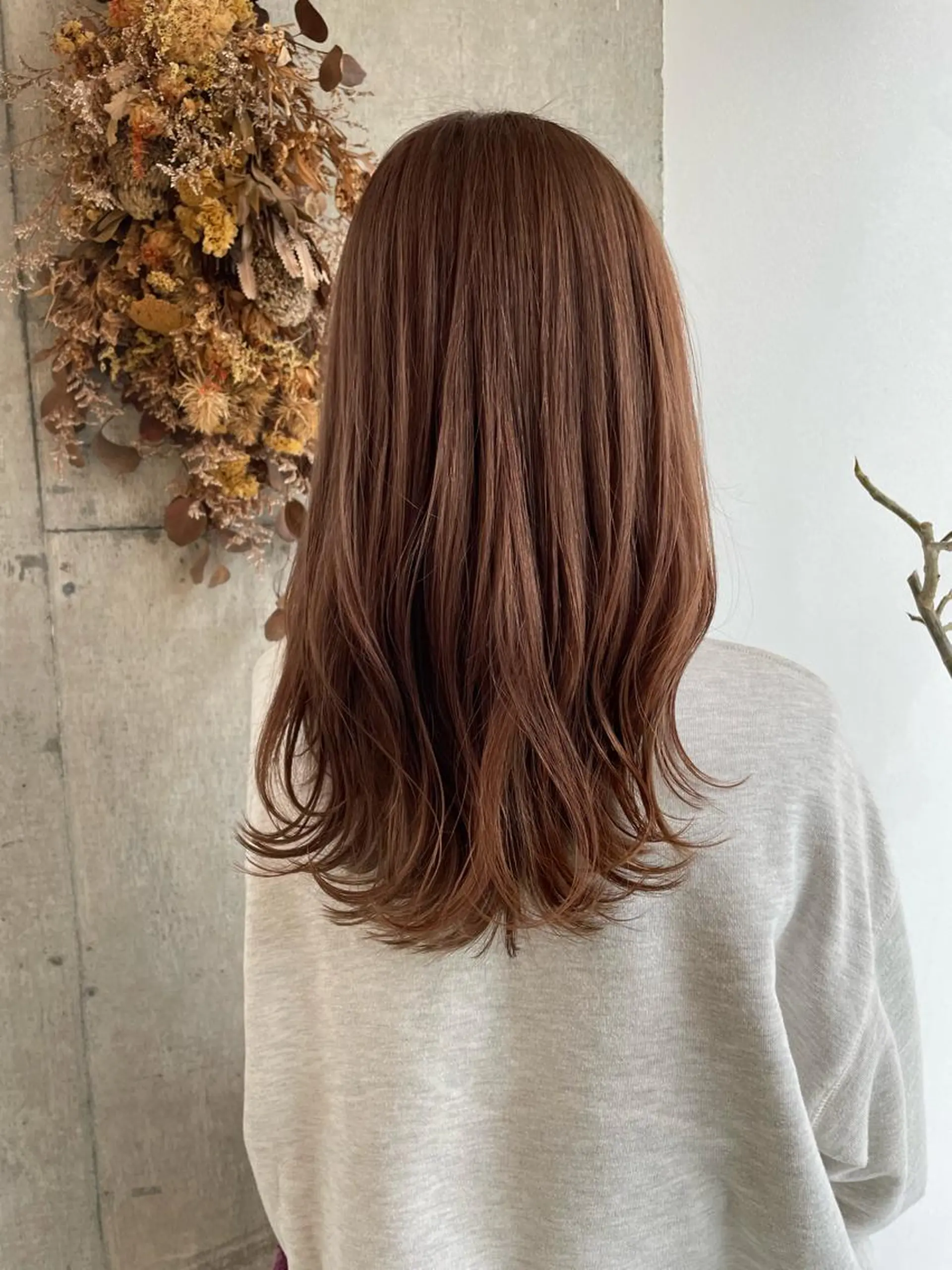 ミディアム カラー ブリーチ ブラウンカラー Hair Design lima所属・耳つぼ/クロスパーマ /イシグロのヘアスタイル