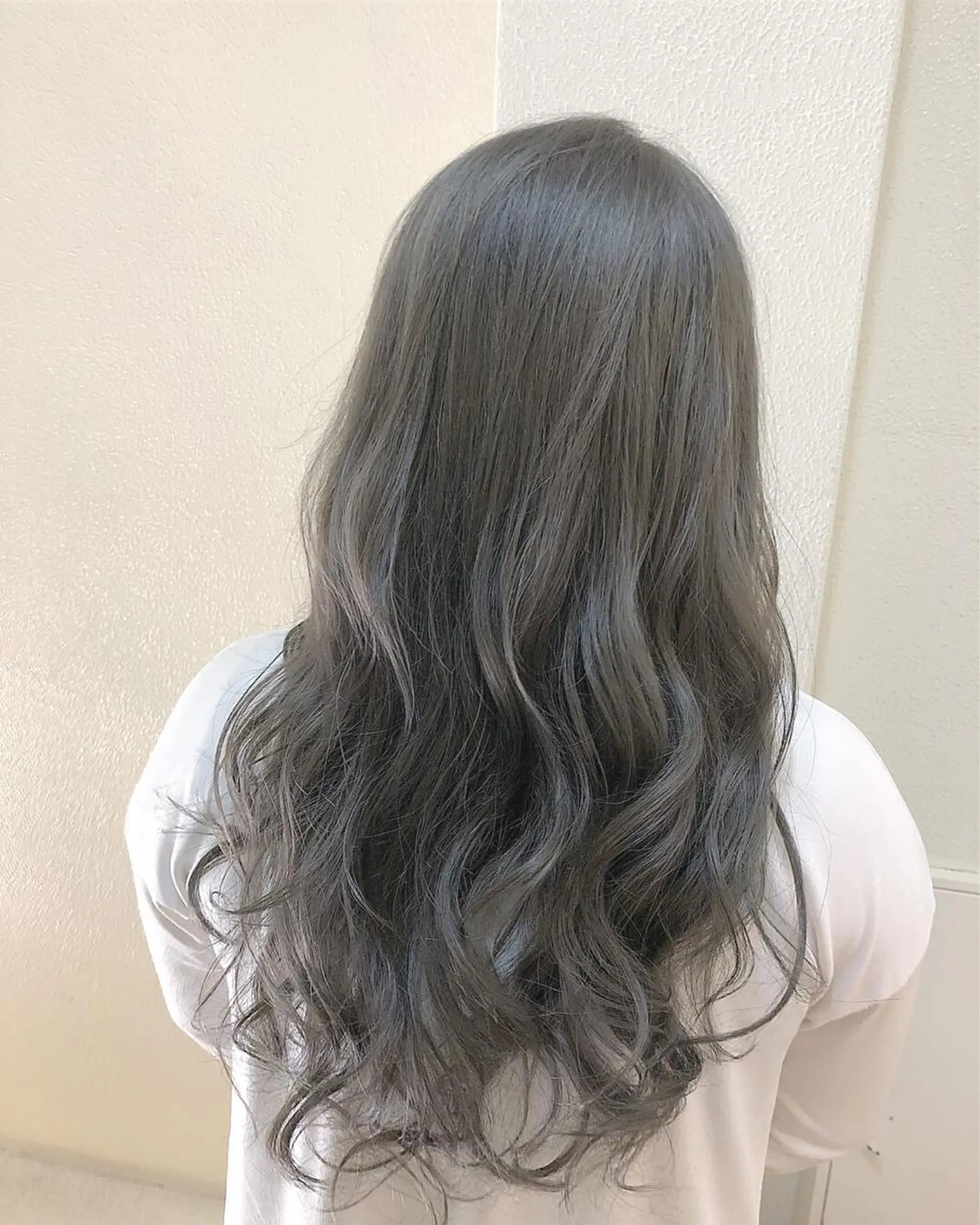 ロング ヤマグチ ヒカルのヘアスタイル
