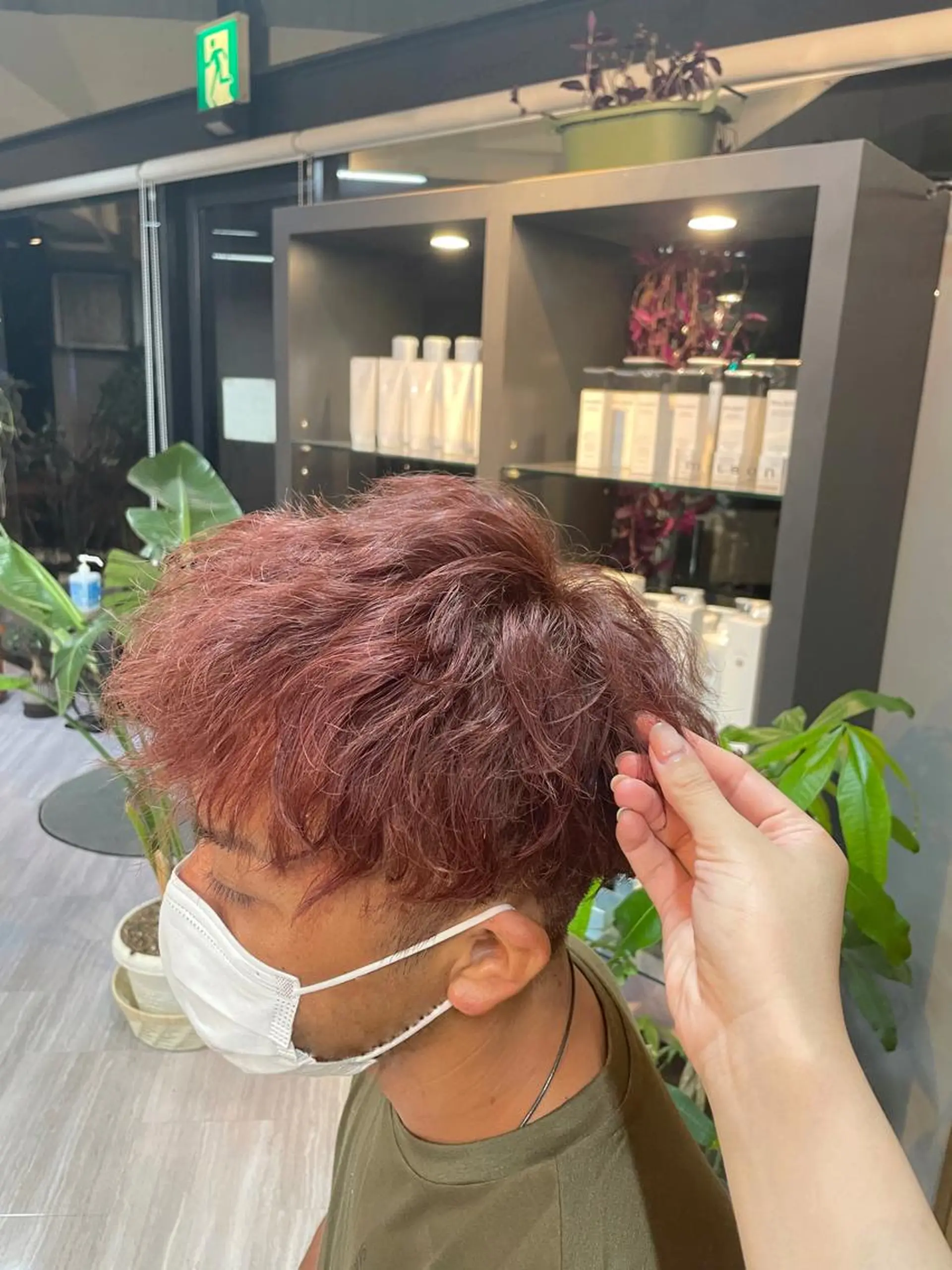 ショート カラー メンズ メンズブリーチ ブリーチ ブリーチなしカラー alu所属・マキノ キョウカのヘアスタイル