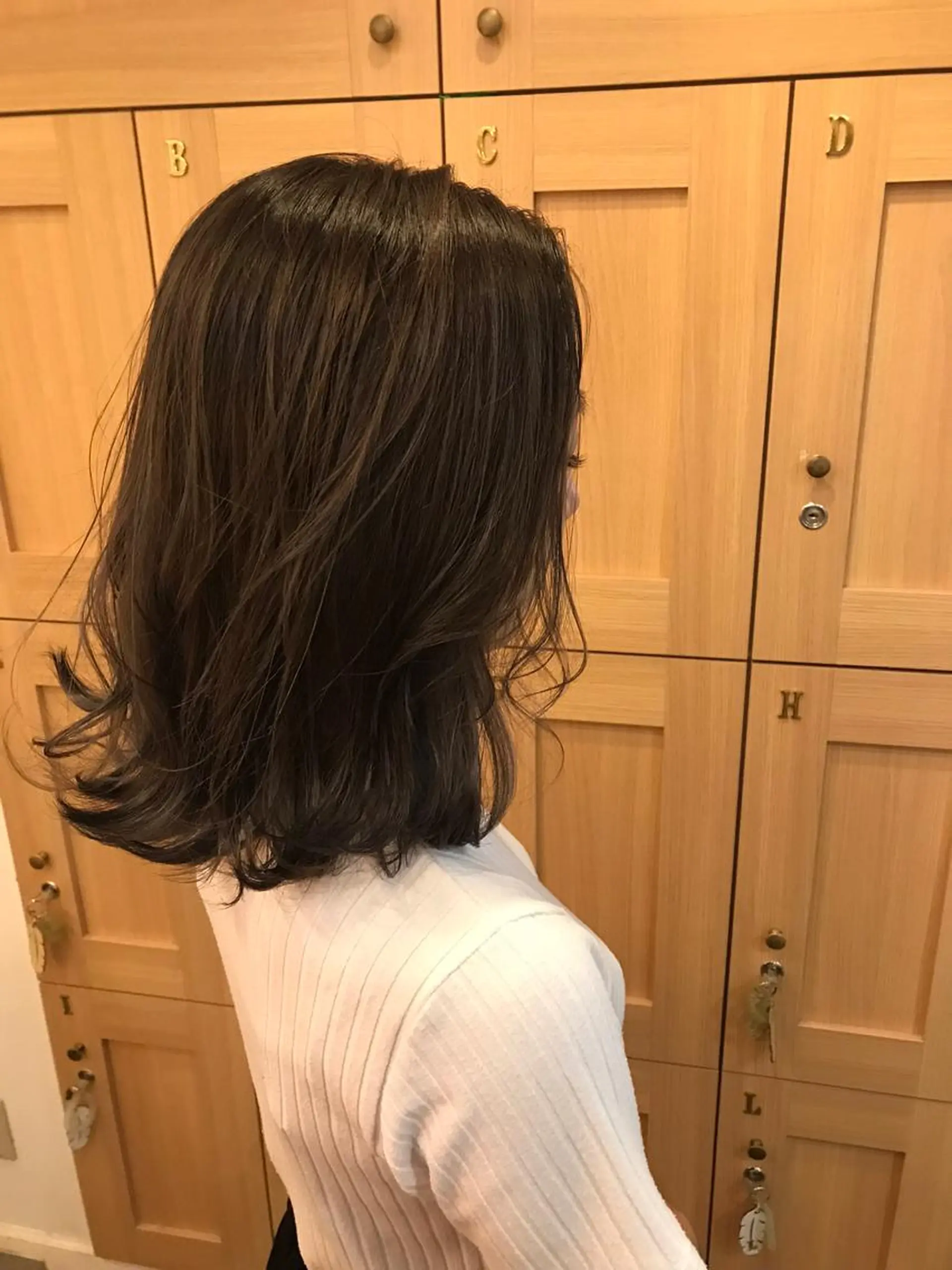 ミディアム ハイライト ルーチェヘアー 北摂エリアNo.1のヘアスタイル