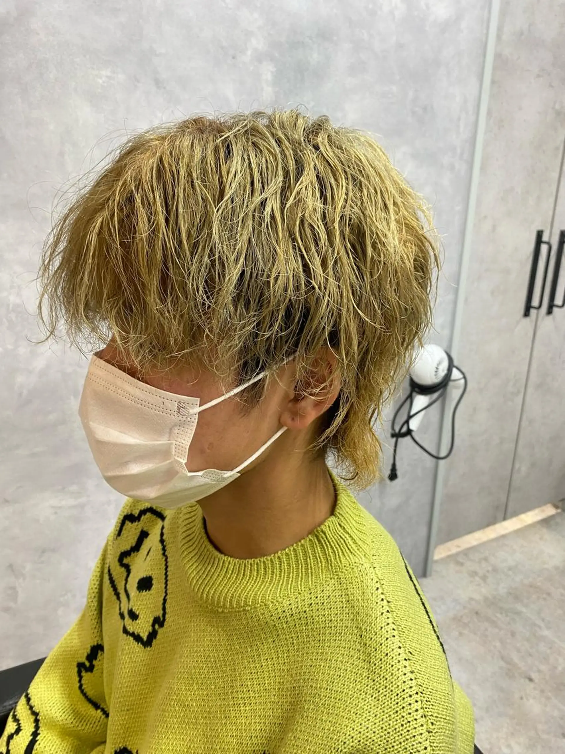 ショート パーマ メンズ メンズブリーチ マッシュウルフ マッシュ メンズパーマ ツイストスパイラルパーマ ツイストスパイラル/ メンズ特化/中川誠也のヘアスタイル