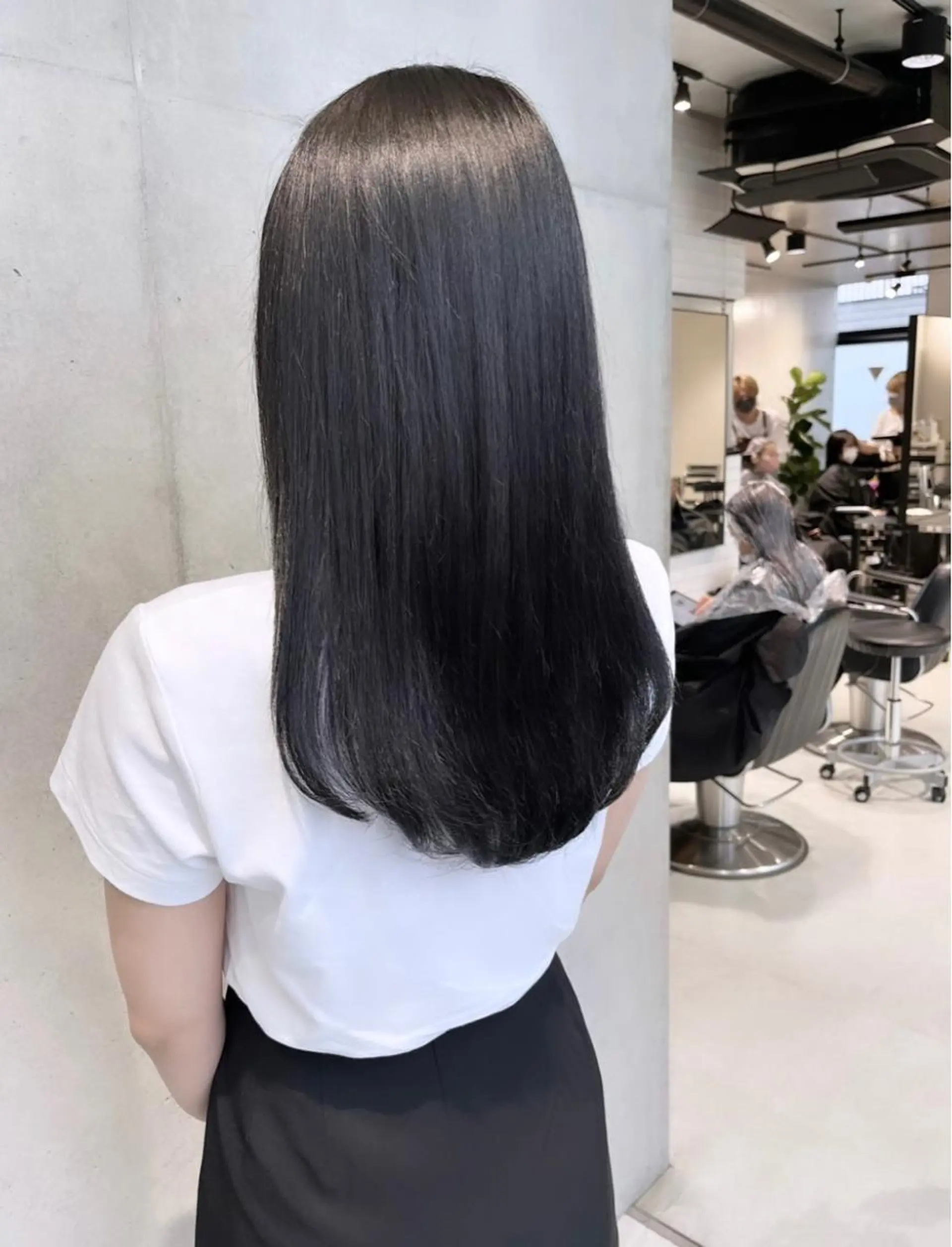 ミディアム カラー カット ヘアカラー トリートメント ヘッドスパ ヘアセット 透明感/オリーブ/ グレージュ/YUKAのヘアスタイル