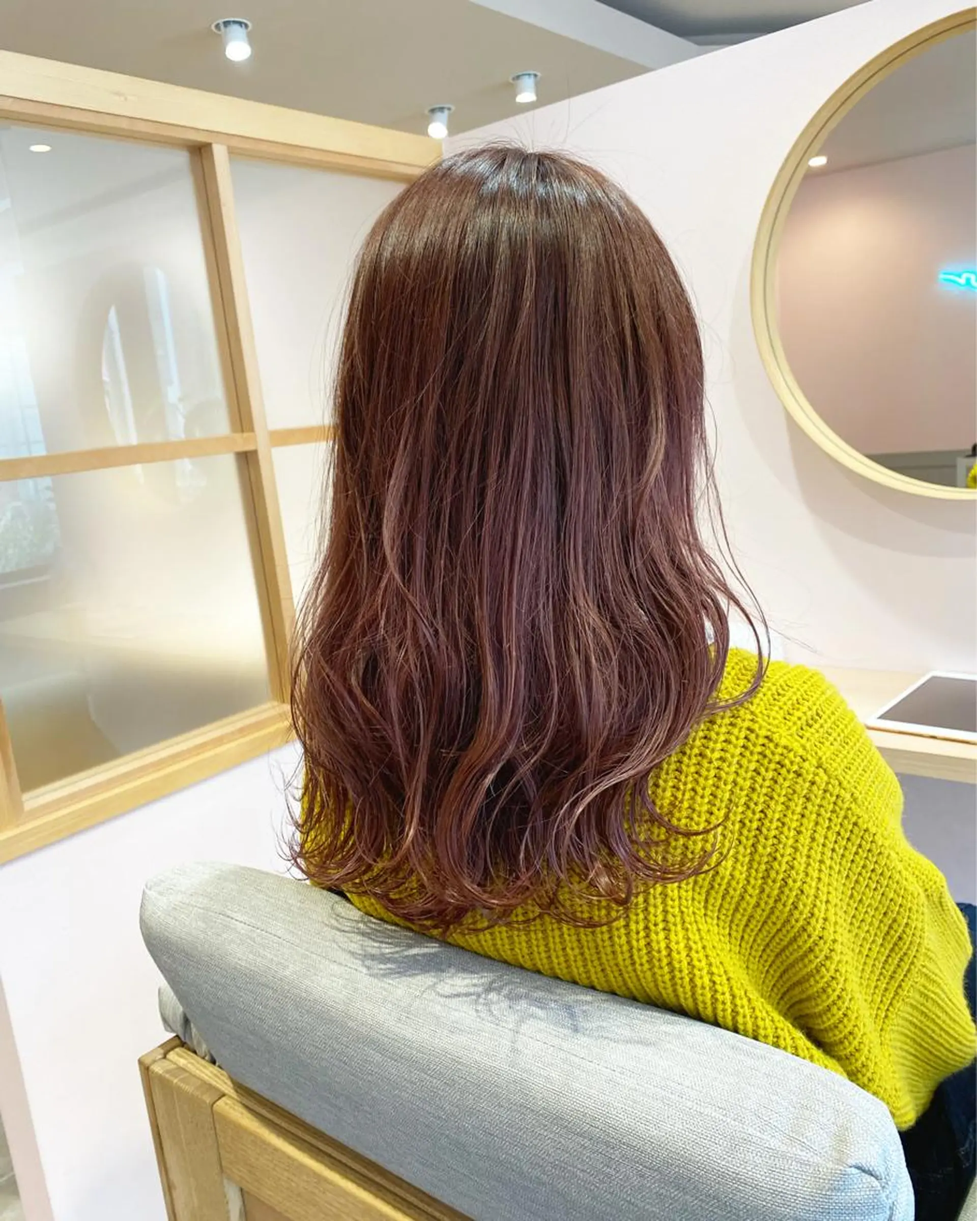 セミロング カラー nagisa /縮毛矯正のヘアスタイル