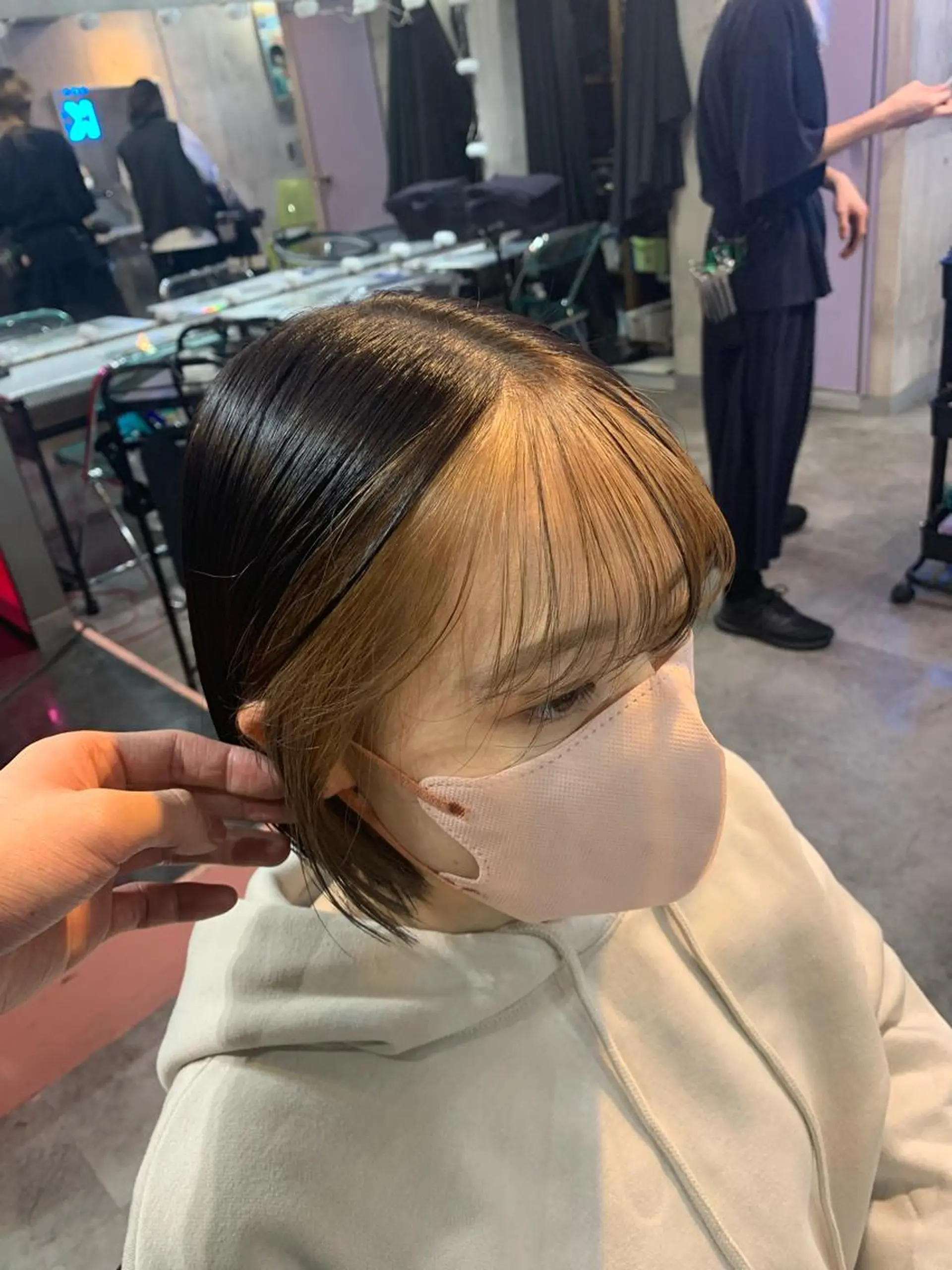 ショート カラー ヘアカラー トリートメント ハイトーン/メンズ/ ウルフ特化   小松のヘアスタイル