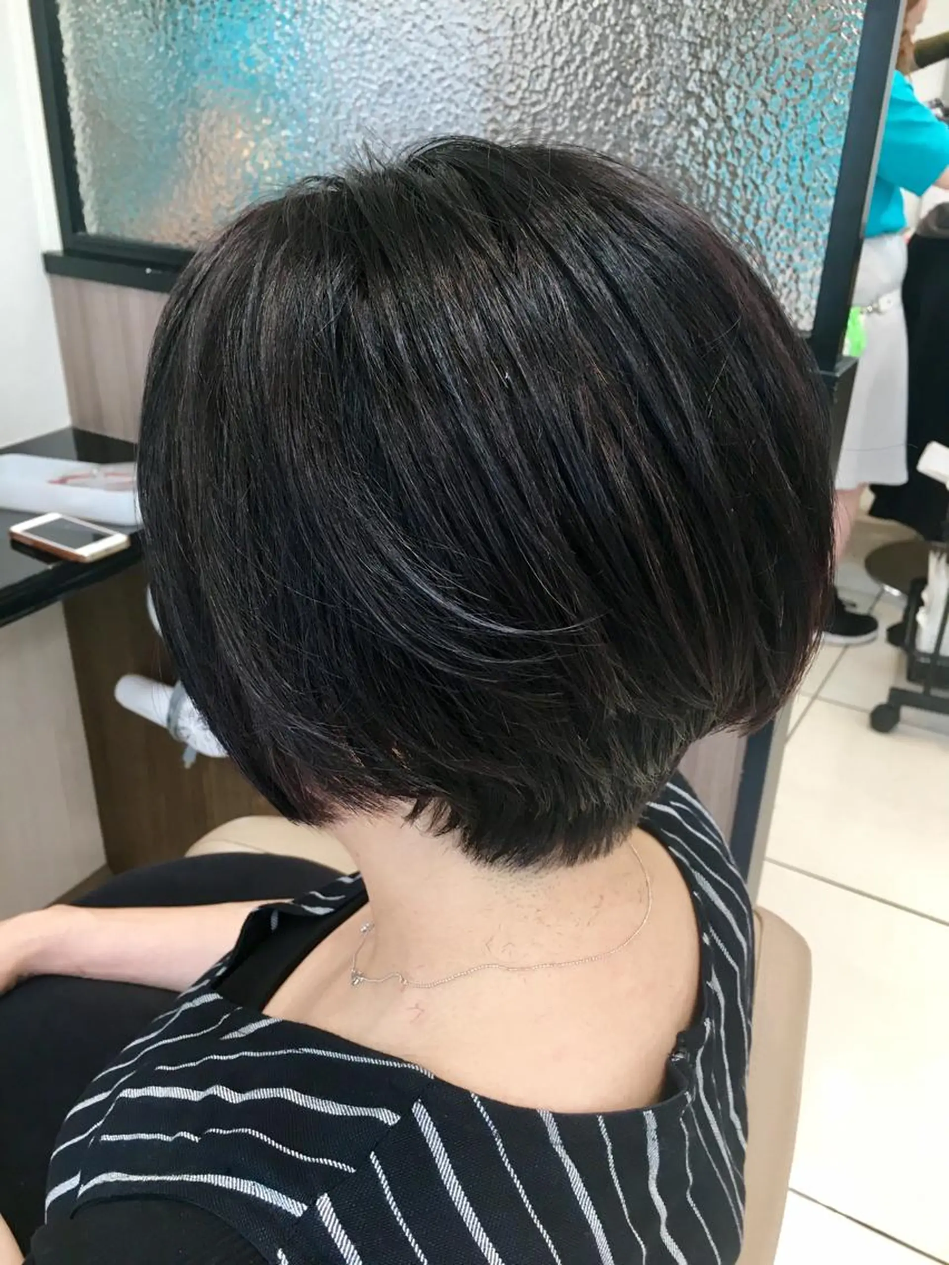 ショート カラー 日野 祥のヘアスタイル
