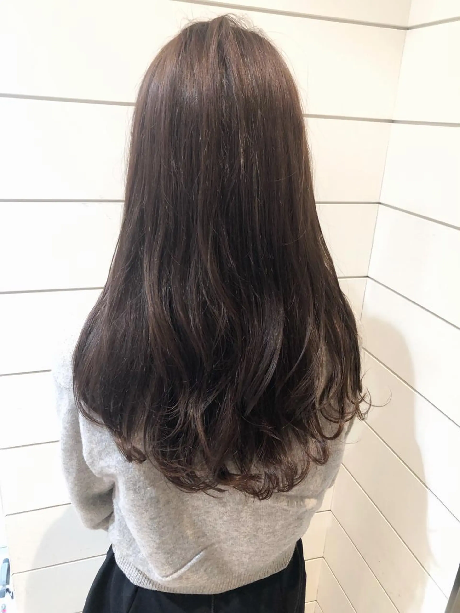 セミロング カラー 渋谷/韓国風 西原直樹のヘアスタイル