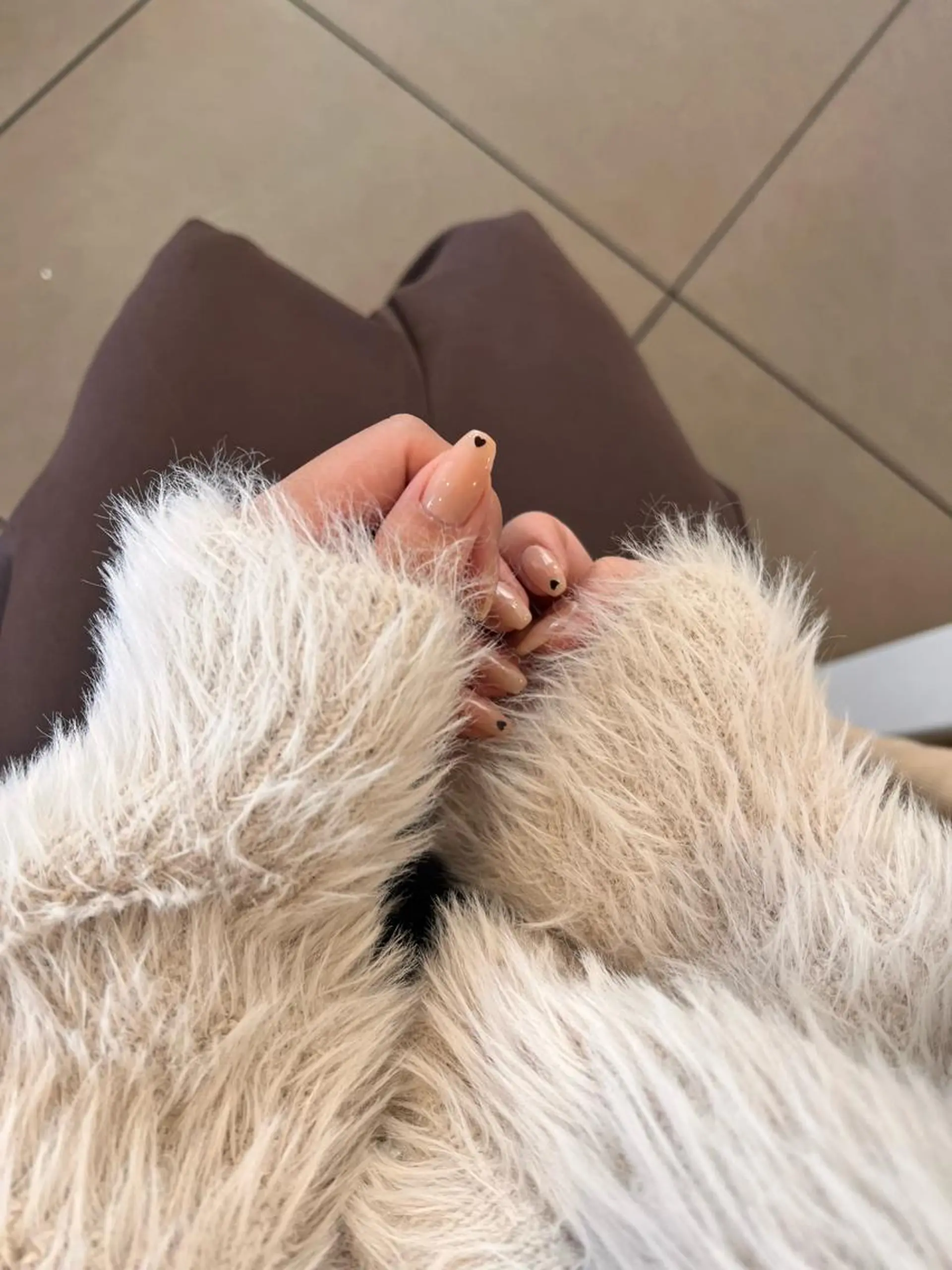 ミディアム ハンドネイル each所属・𝐞𝐚𝐜𝐡 nanami🩰のネイルデザイン