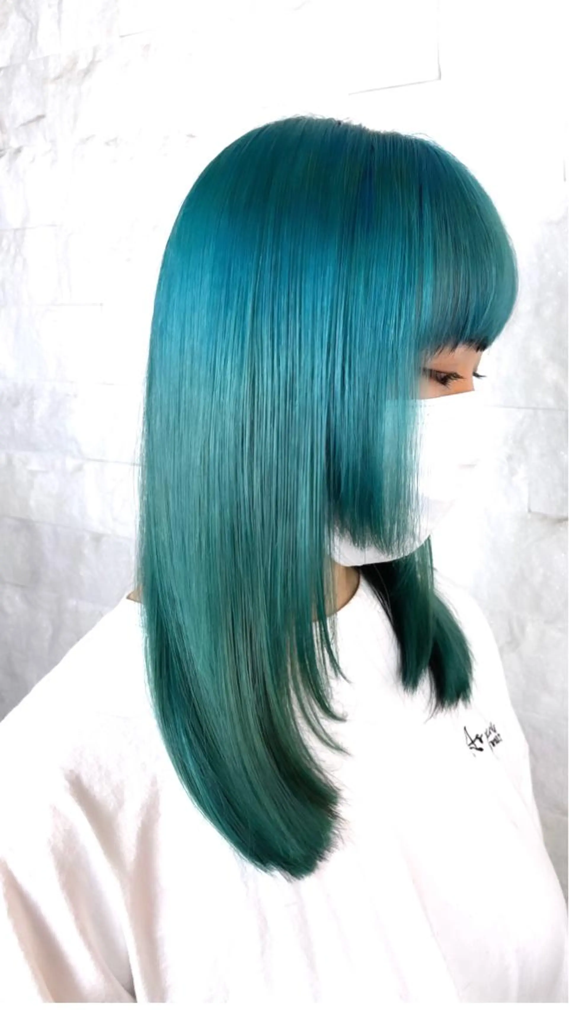 ミディアム 圧倒的美髪ストレート ツダケイタロウのヘアスタイル