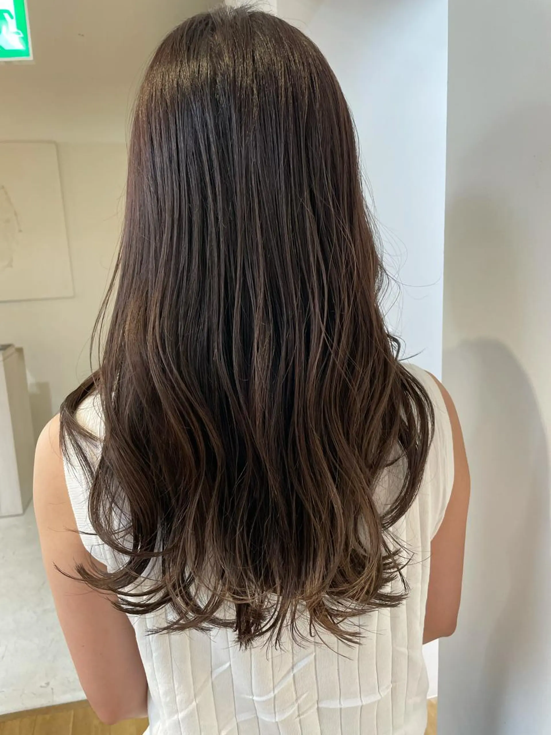 ロング カット ヘアカラー トリートメント 齋藤 巧のヘアスタイル