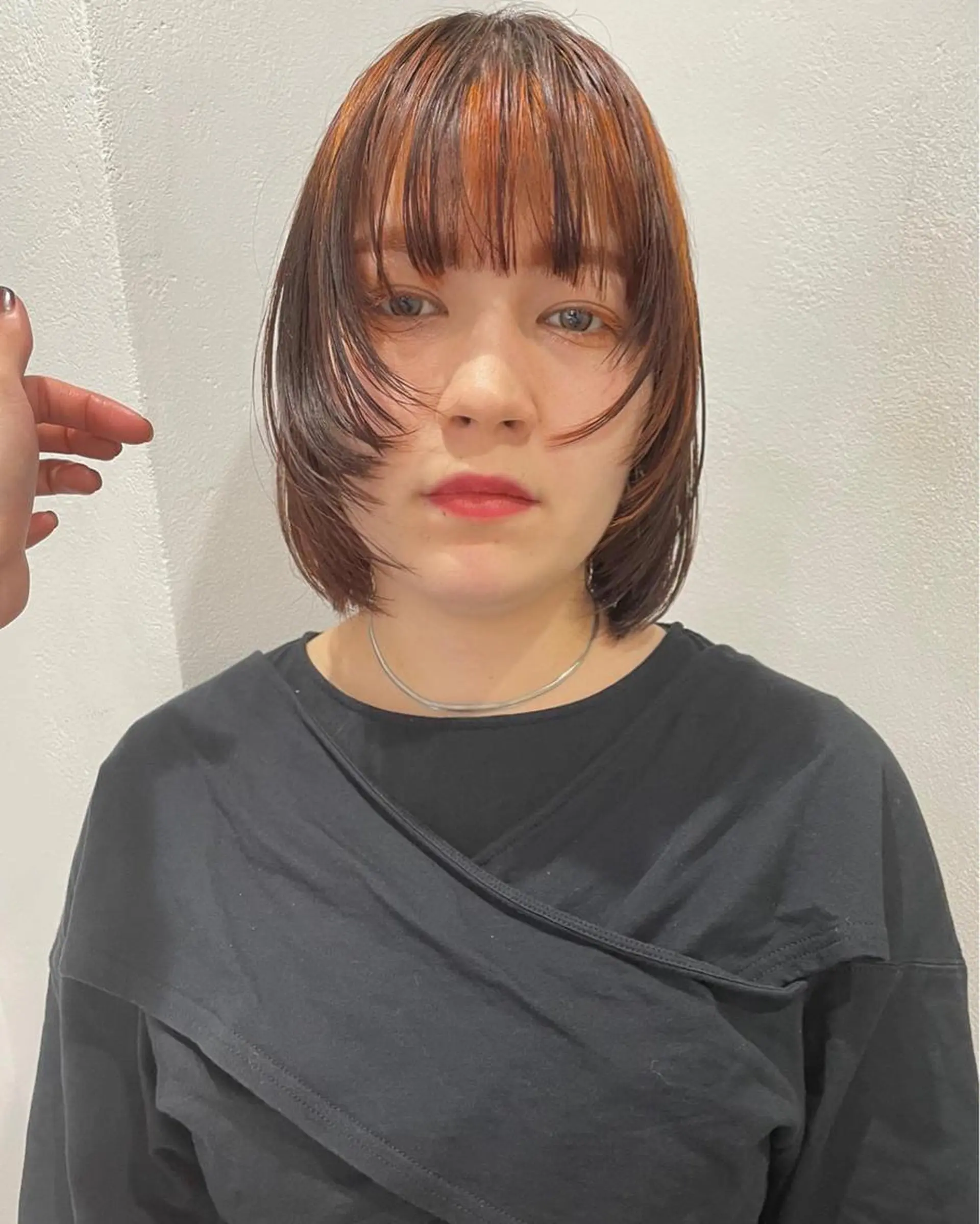 ショート カラー ブリーチ ケアブリーチ デザインカラー ハイライトカラー ボブ カット ヘアカラー トリートメント Loom.所属・村上雅人 ナチュラルモードのヘアスタイル