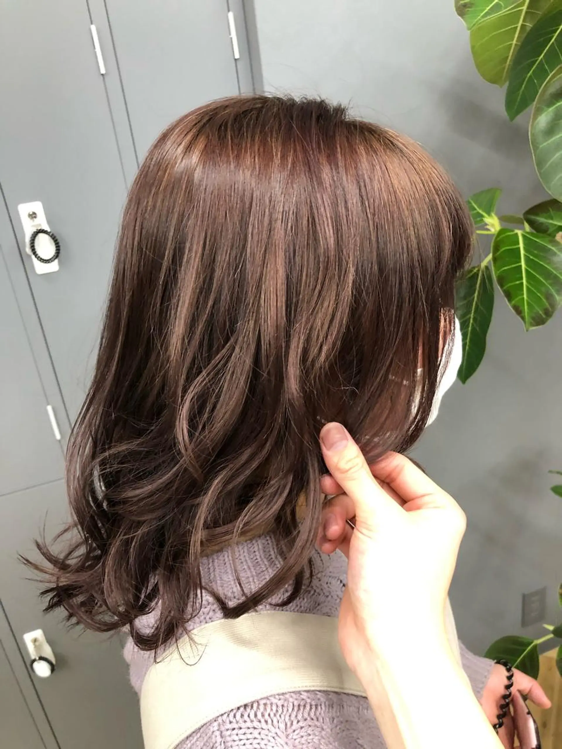 ミディアム カラー ブラウンカラー ピンクカラー ピンクブラウン GIEN 末吉 海斗のヘアスタイル