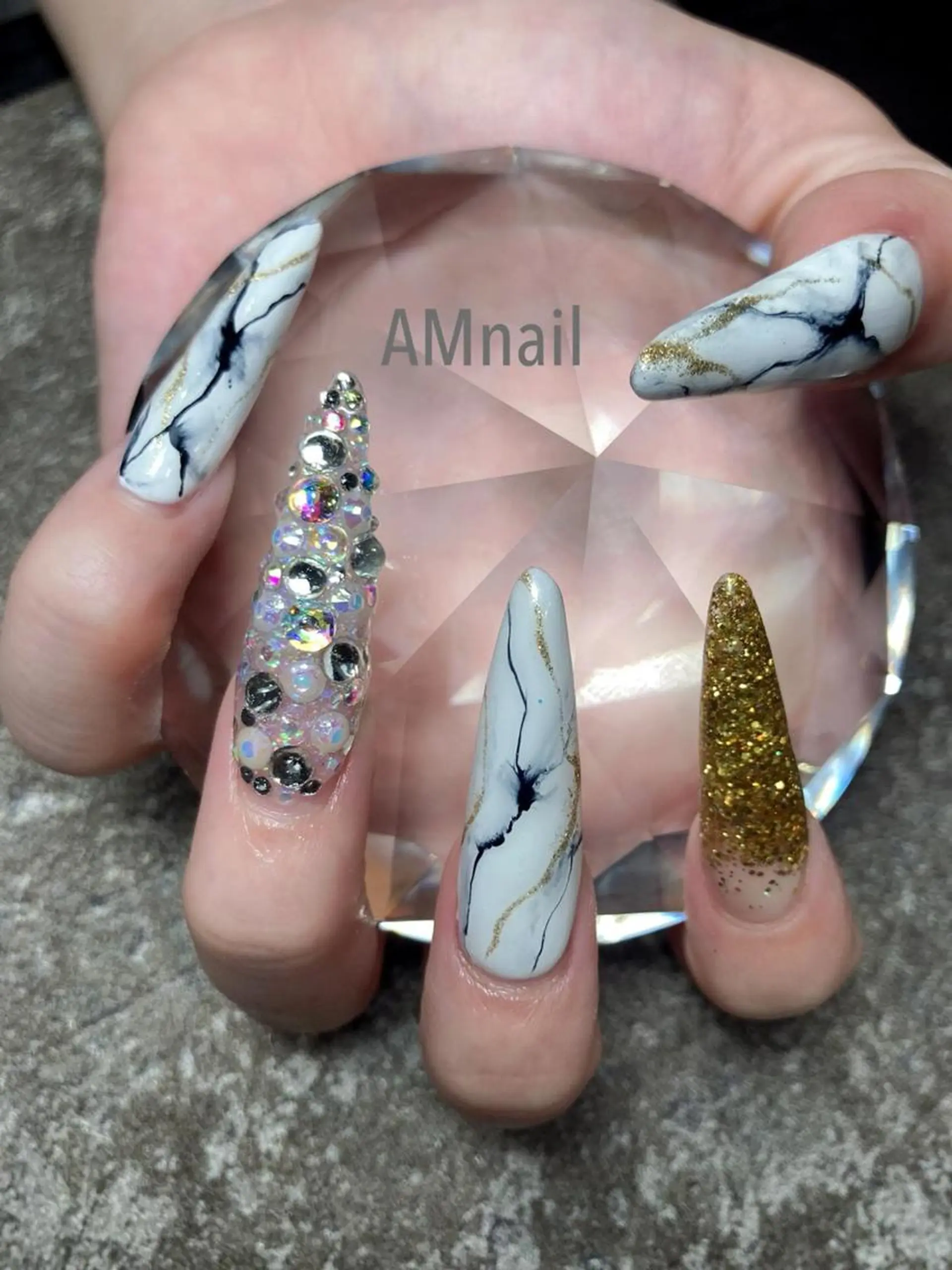 ネイル ロングネイル 持ち込み スカルプネイル ハンドネイル ネイルアーティスト SUE（スゥ）のネイルデザイン