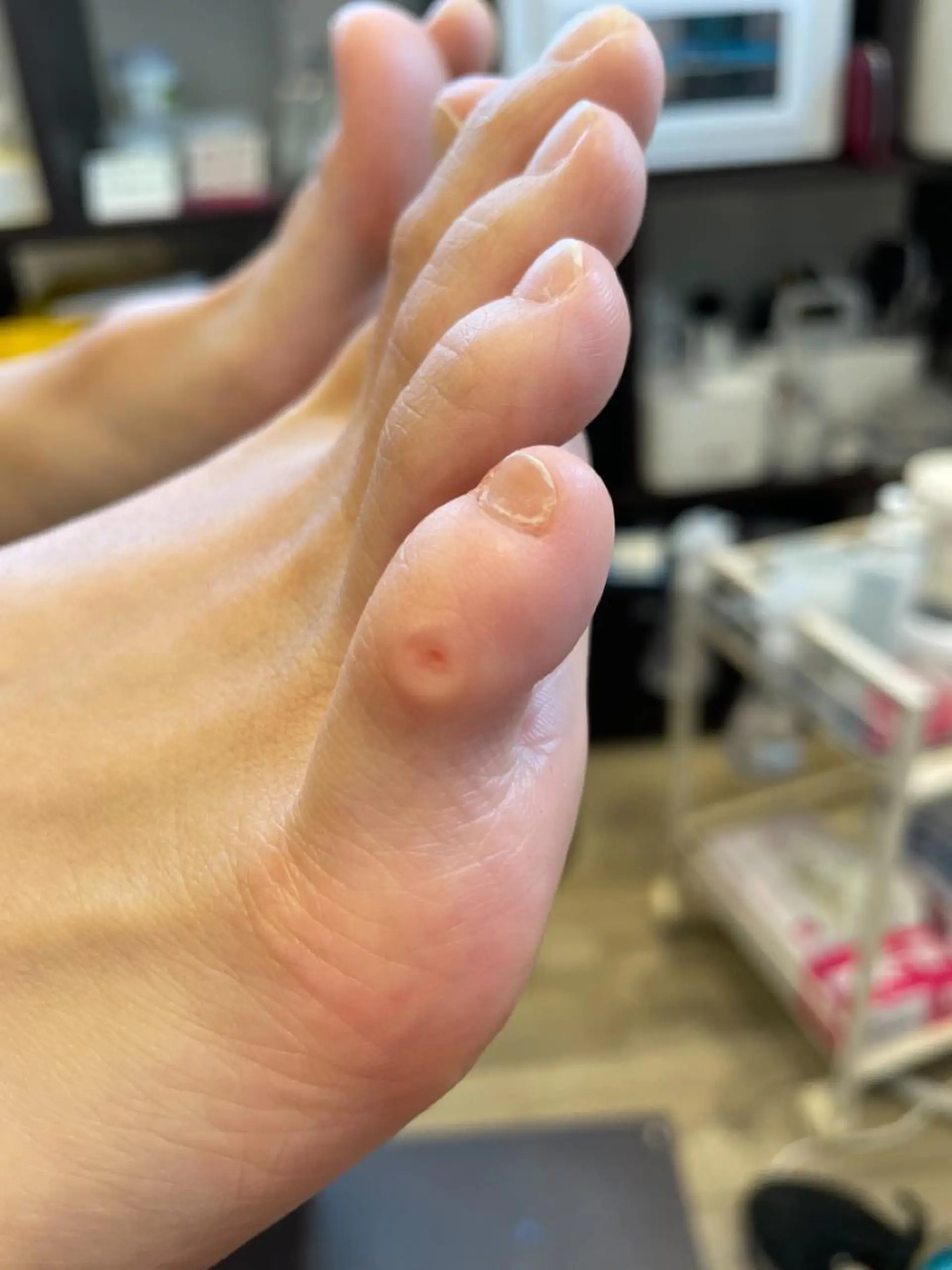 LIZERA&CO（charitesfam内）所属・南古谷　松本 かよのネイルデザイン