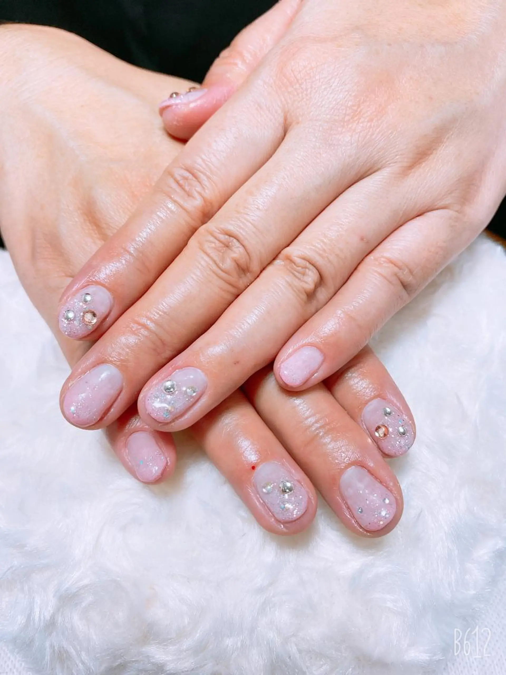 ネイル The Best Beauty受付担当のヘアスタイル