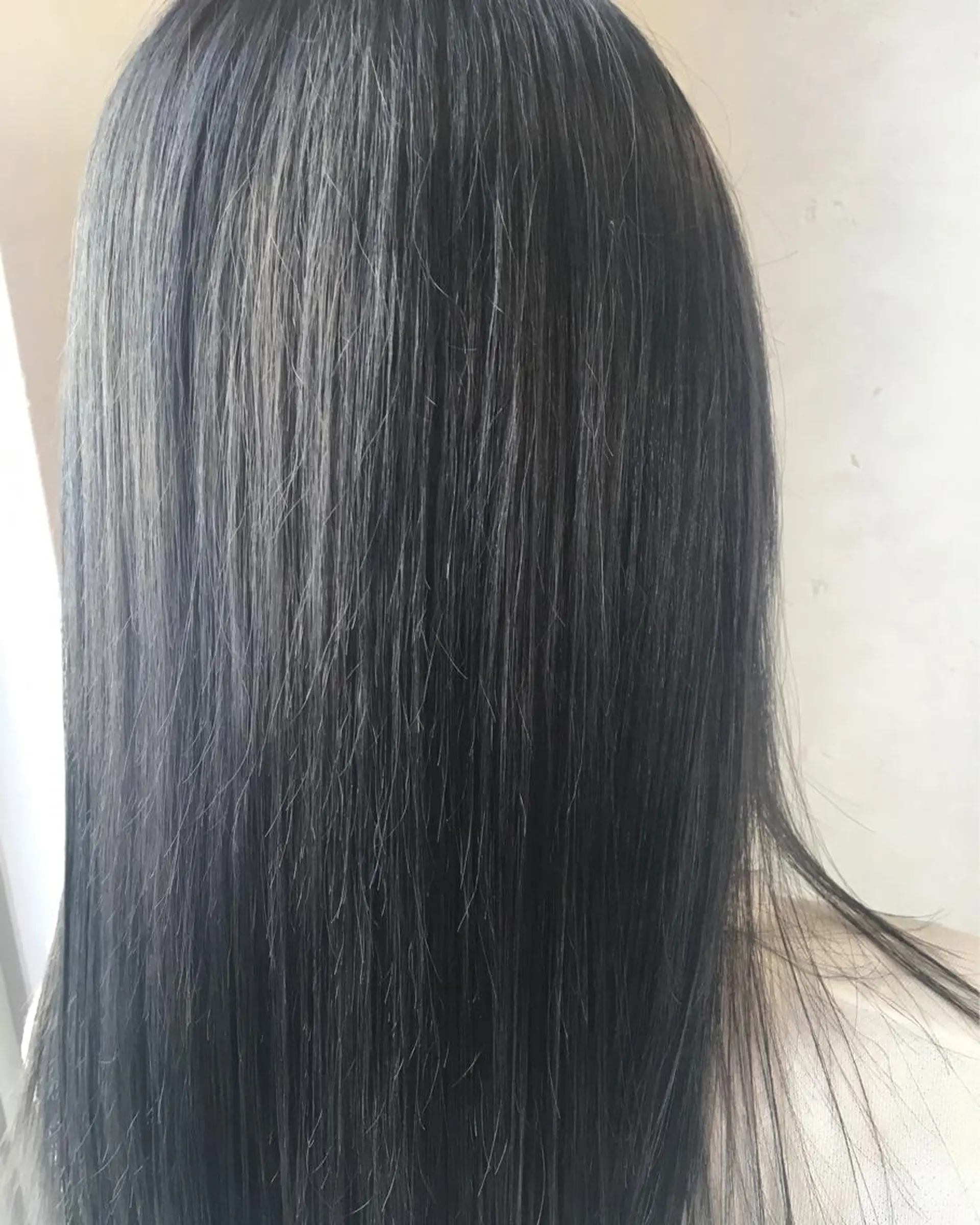 セミロング カラー グレージュ ハイトーンカラー ハイトーングレージュ TOWA 野村　コウダイのヘアスタイル