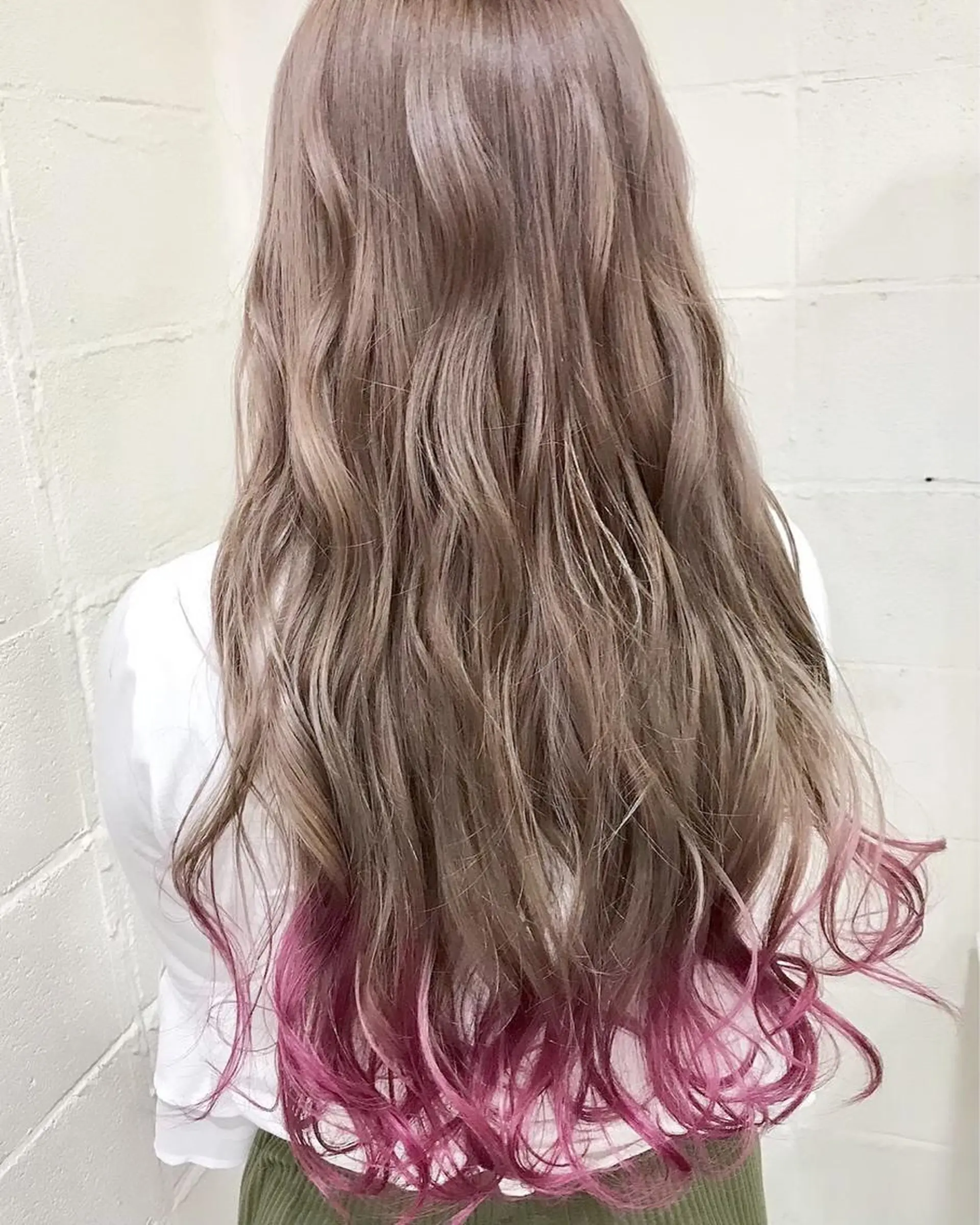 ロング ヘアカラー カラー特化 横川　翔希のヘアスタイル