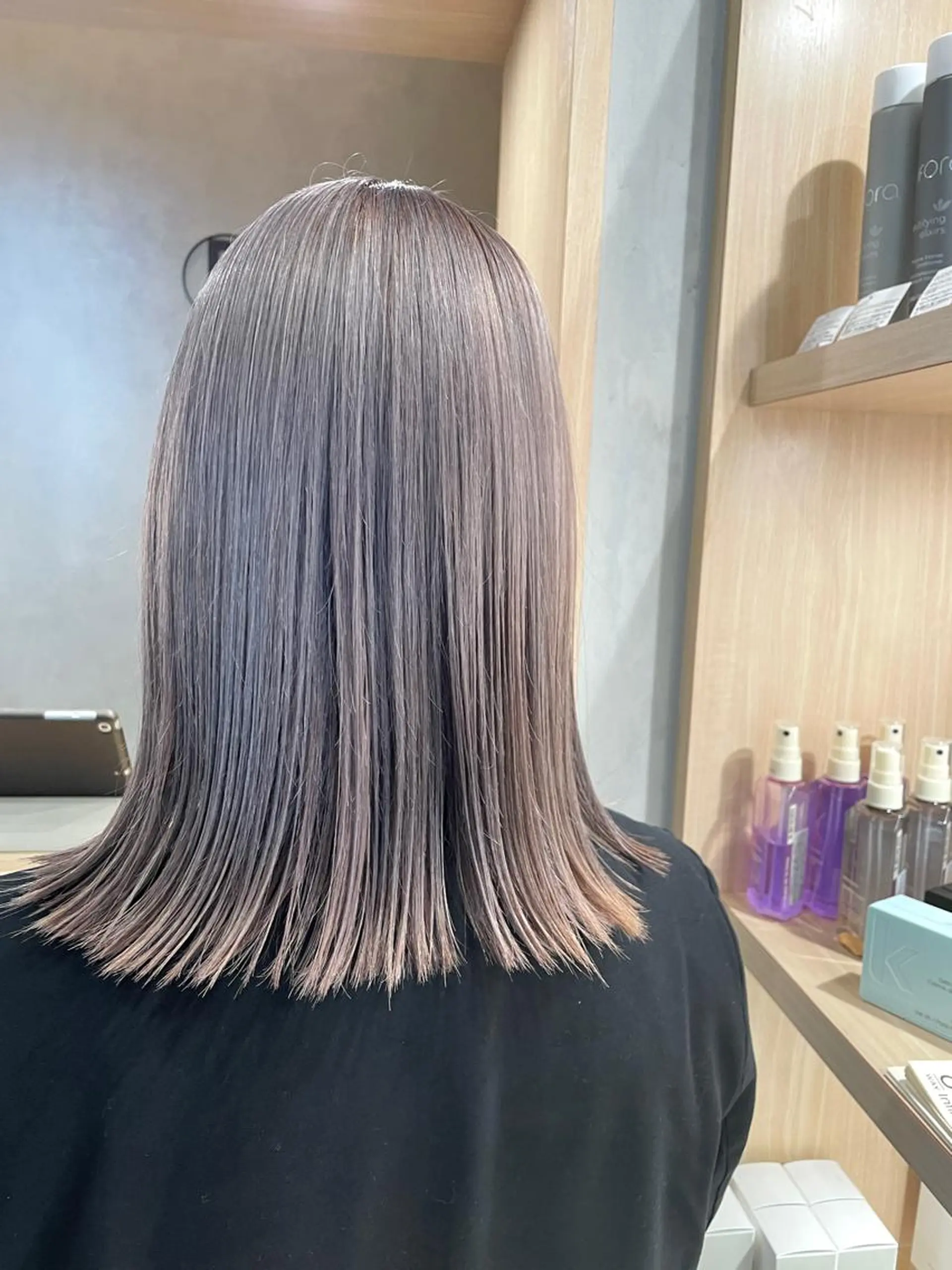 ミディアム カラー アッシュ ブリーチ ラベンダーカラー ラベンダーアッシュ ヘアカラー トリートメント 城 健太郎 💎ハイトーンのヘアスタイル