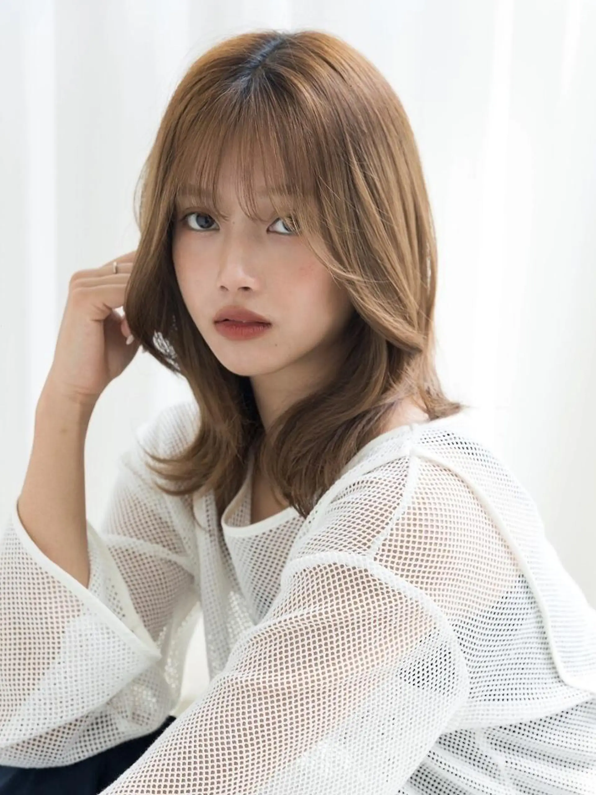 ミディアム カット ヘアカラー トリートメント _WHITE 高槻のヘアスタイル