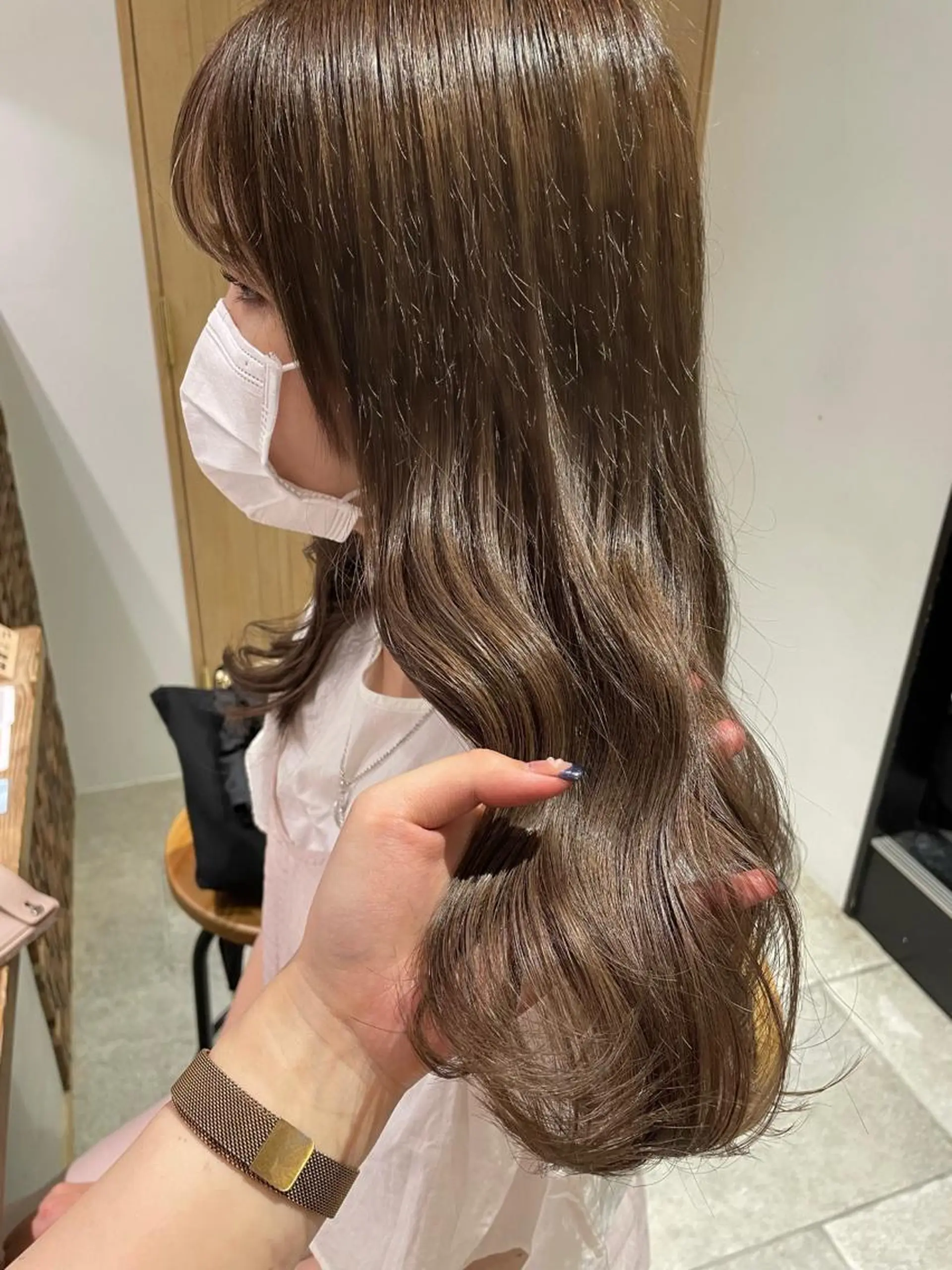 ロング カラー ヘアカラー トリートメント newi梅田🫧韓国 ヘア🫧sakiのヘアスタイル