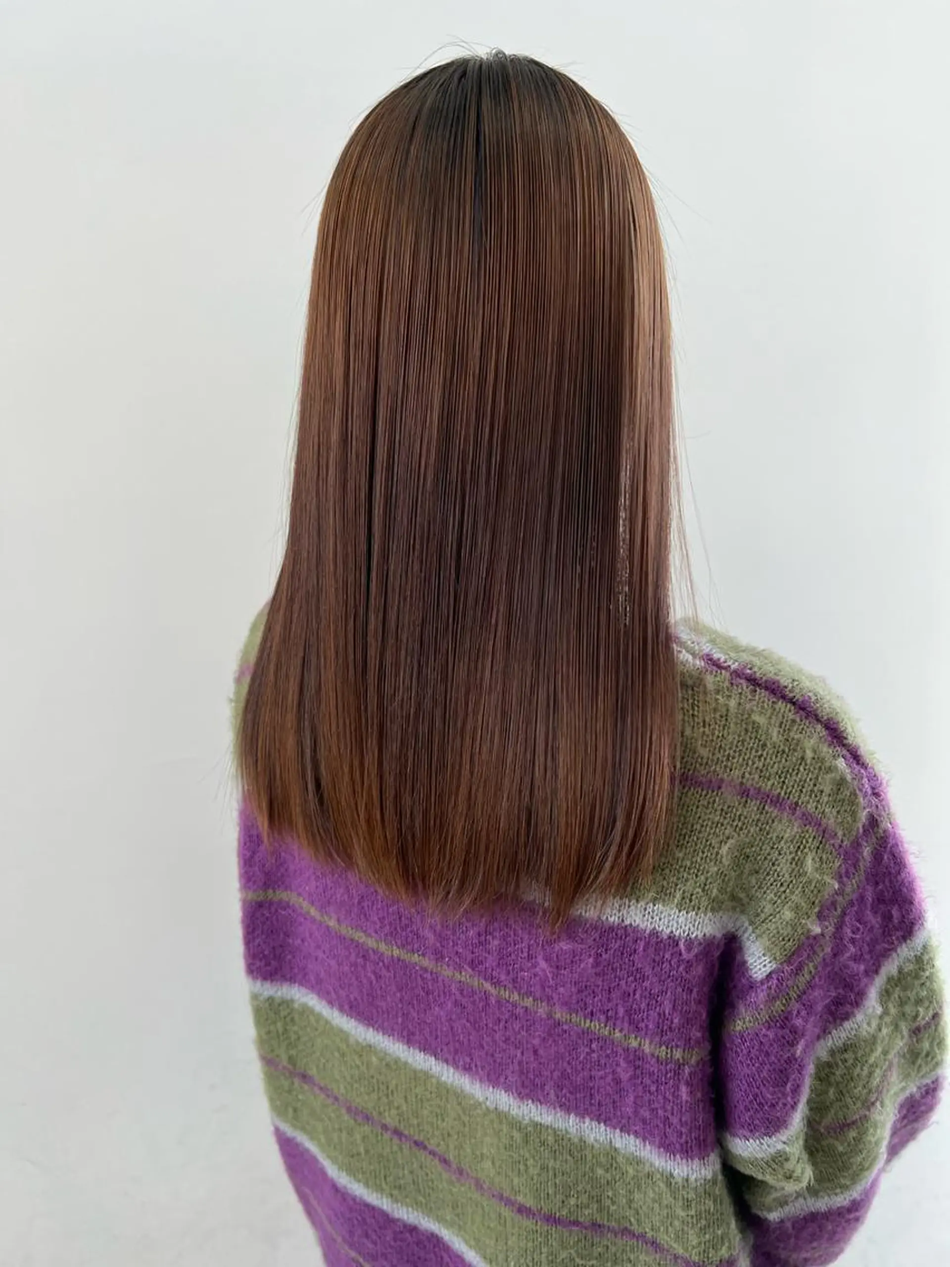 セミロング 髪質改善 縮毛矯正 カット 縮毛矯正 トリートメント 福岡縮毛矯正✨️ ストレート 向井和輝のヘアスタイル