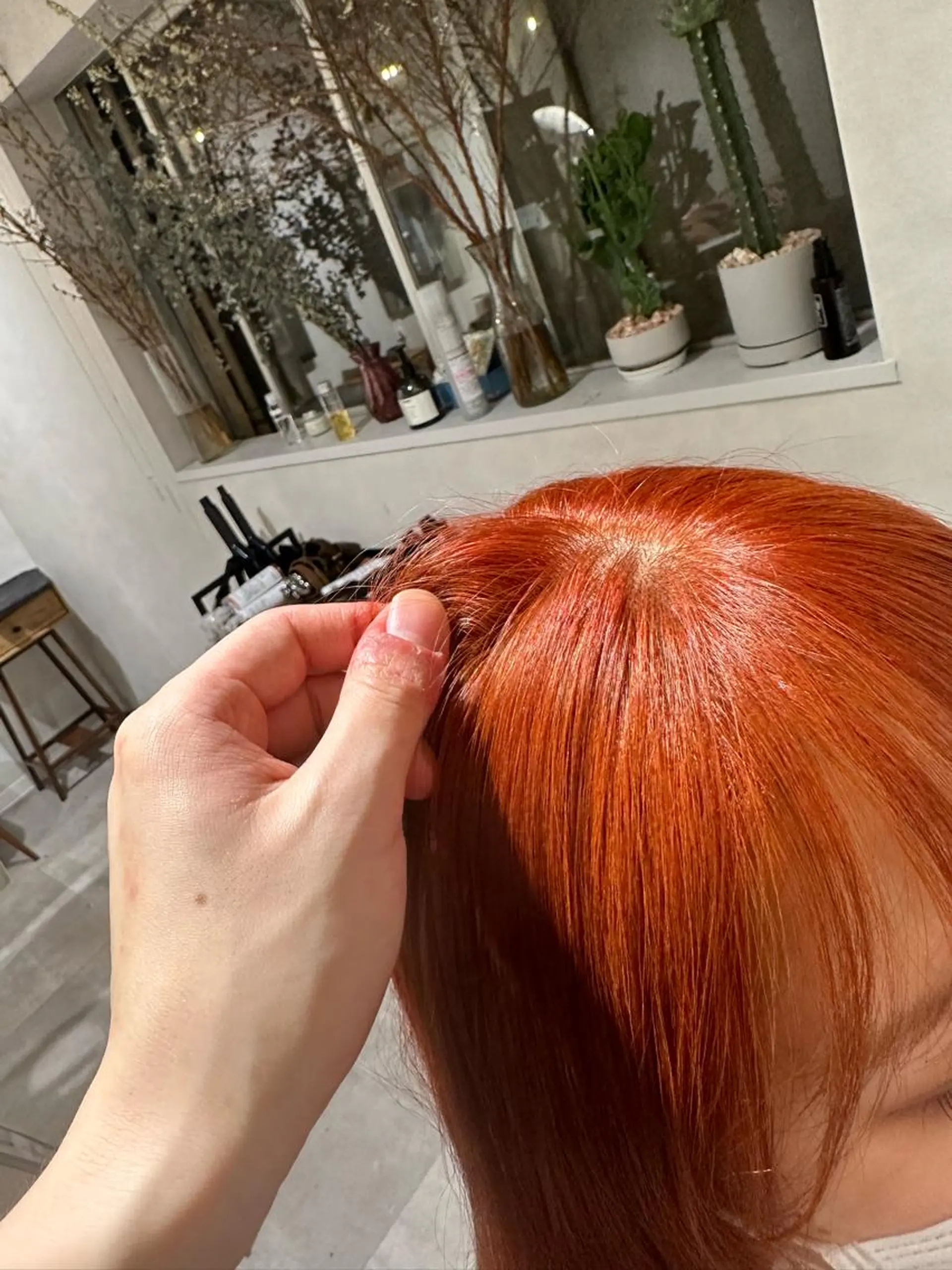 ミディアム カラー オレンジ 髪質改善lab.em.梅田店所属・髪質改善 伊藤のヘアスタイル