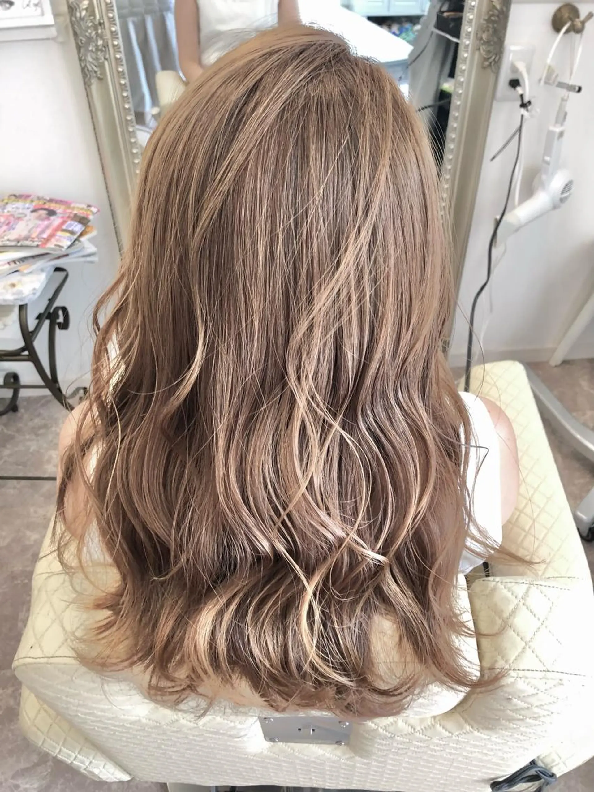 セミロング La.fleur ラ.フルールのヘアスタイル