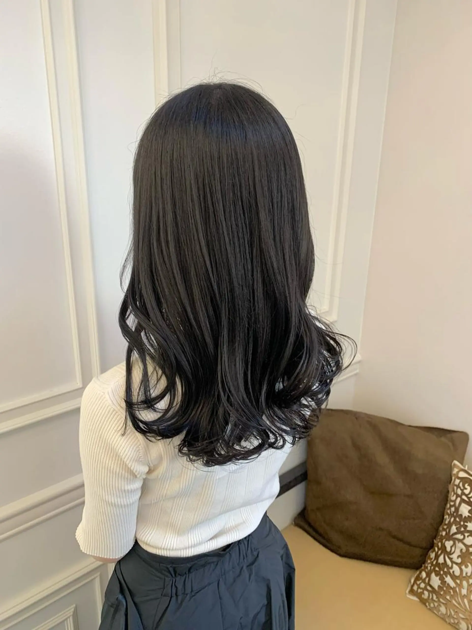 ロング カラー ブルーカラー リノヘアーデザイン所属・鈴木 麻希のヘアスタイル