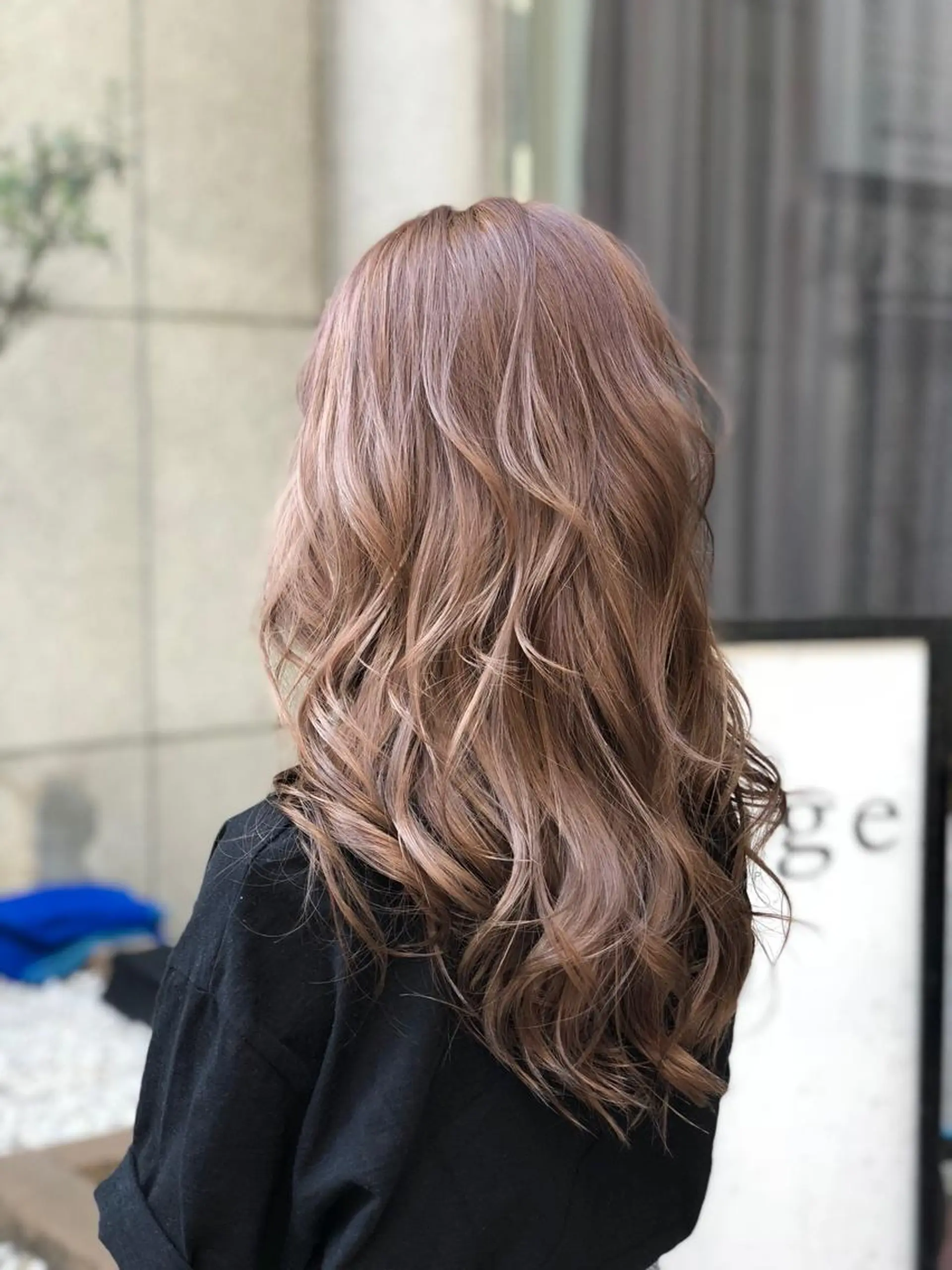 カラー 佐藤 奈佳子 サトウ ナカコのヘアスタイル