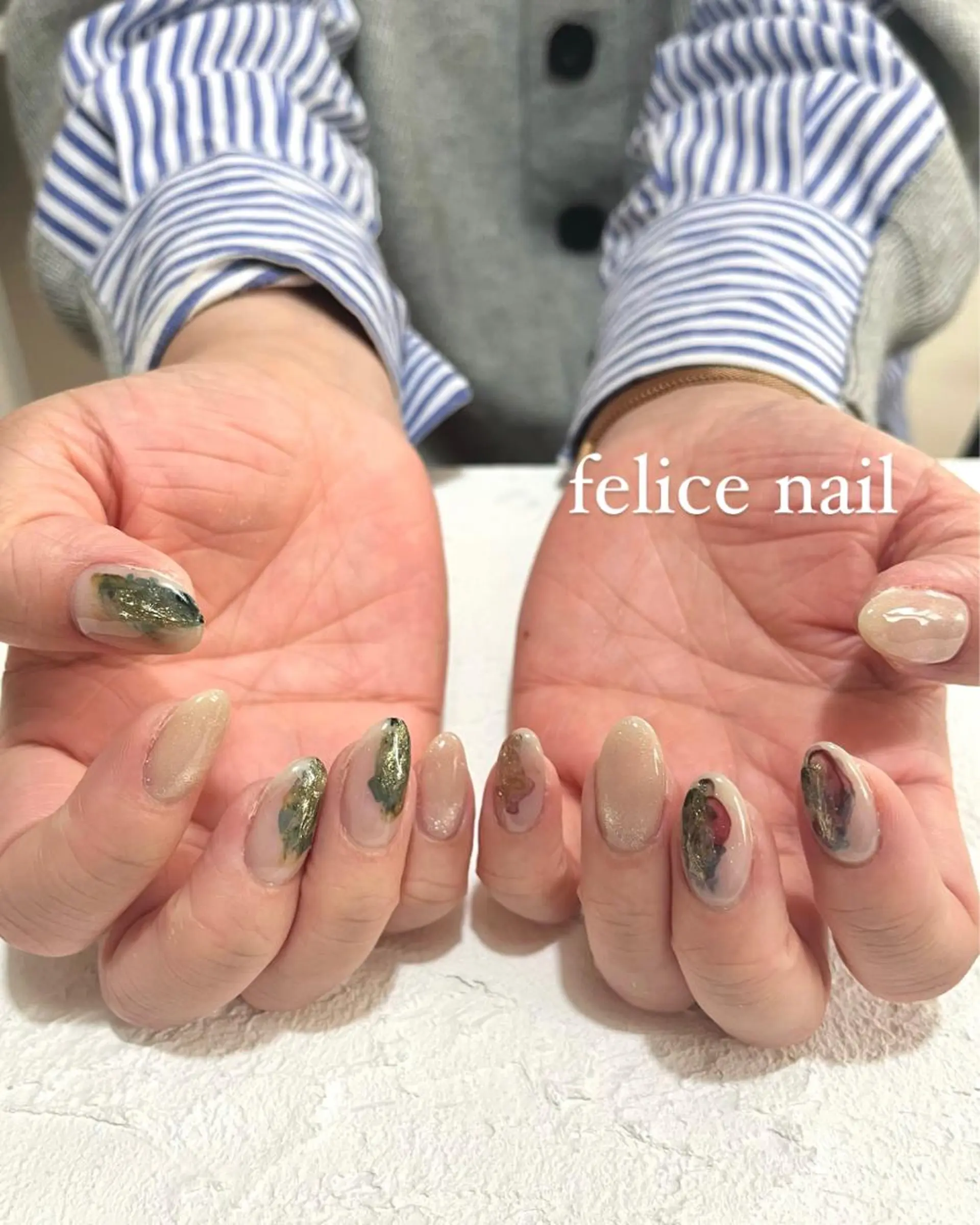 ネイル ジェルネイル マグネットネイル ニュアンスネイル オフィスネイル パラジェル felice nailのネイルデザイン