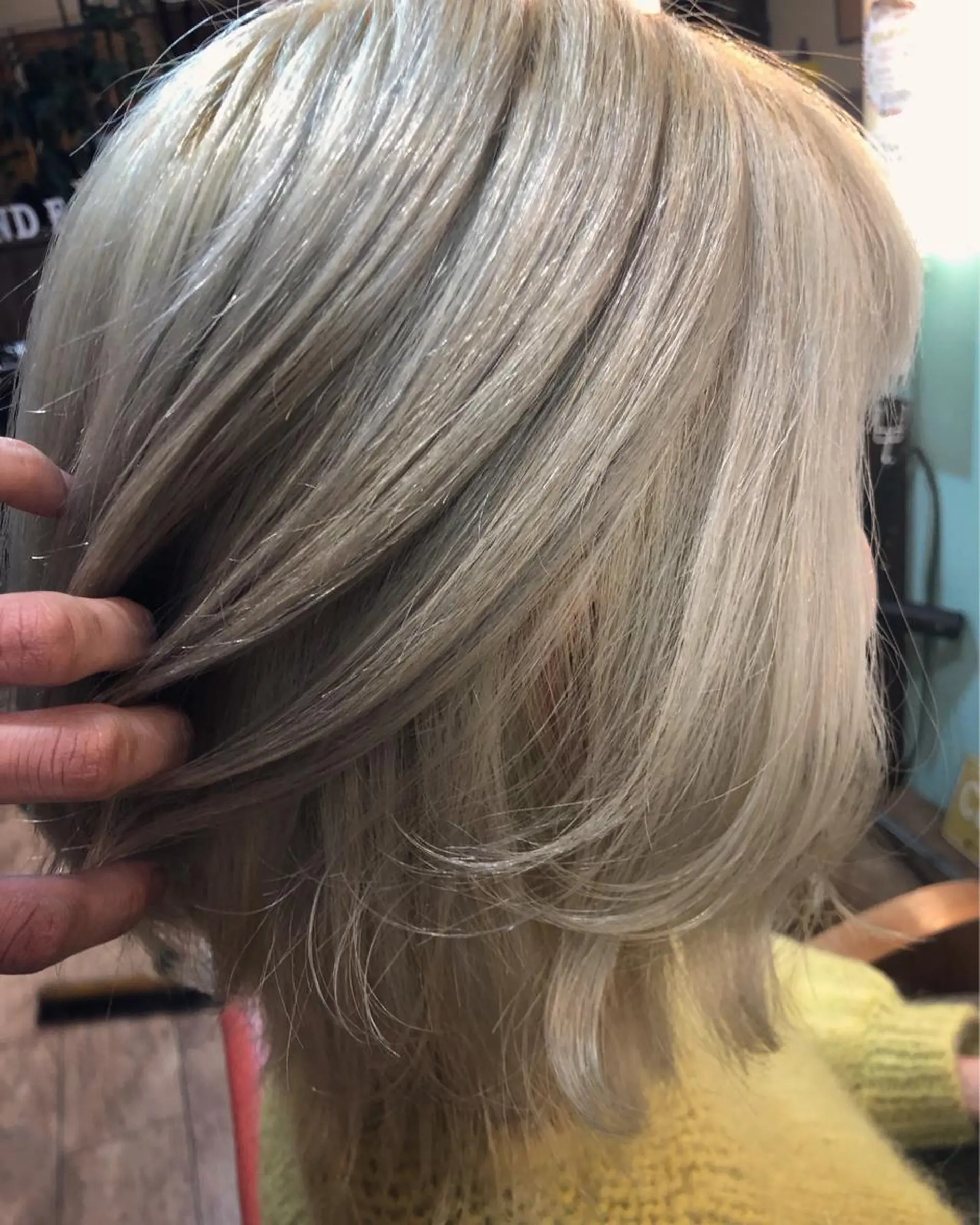 ショート カラー カット ヘアカラー トリートメント 原宿サロン代表 デザインカラー伊藤卓のヘアスタイル