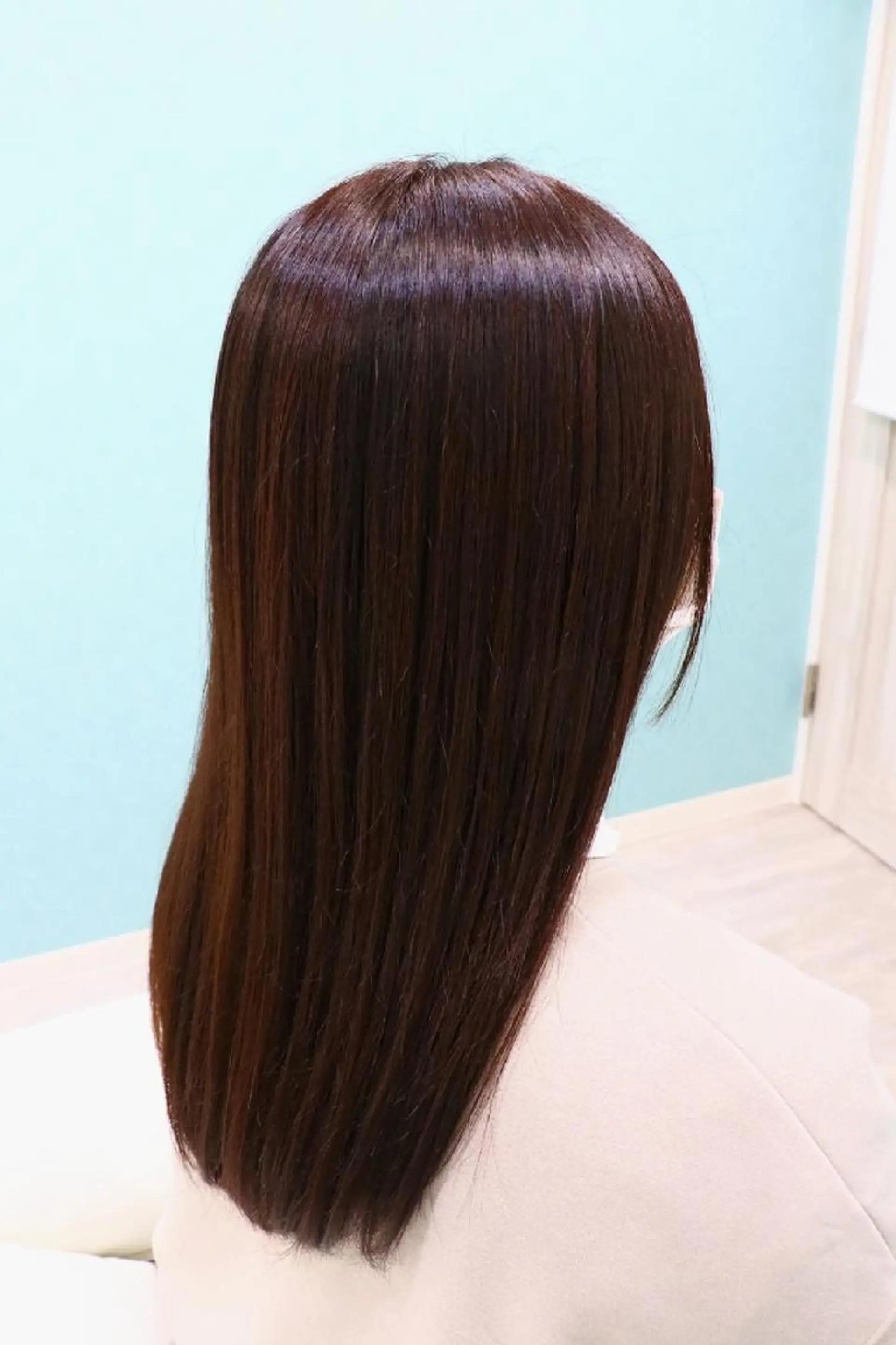 ロング カラー ブラウンカラー レッドカラー レッドブラウン little 柏 【リトルカシワ】所属・フジタミキ ✨メテオ TR、ヘッドスパのヘアスタイル