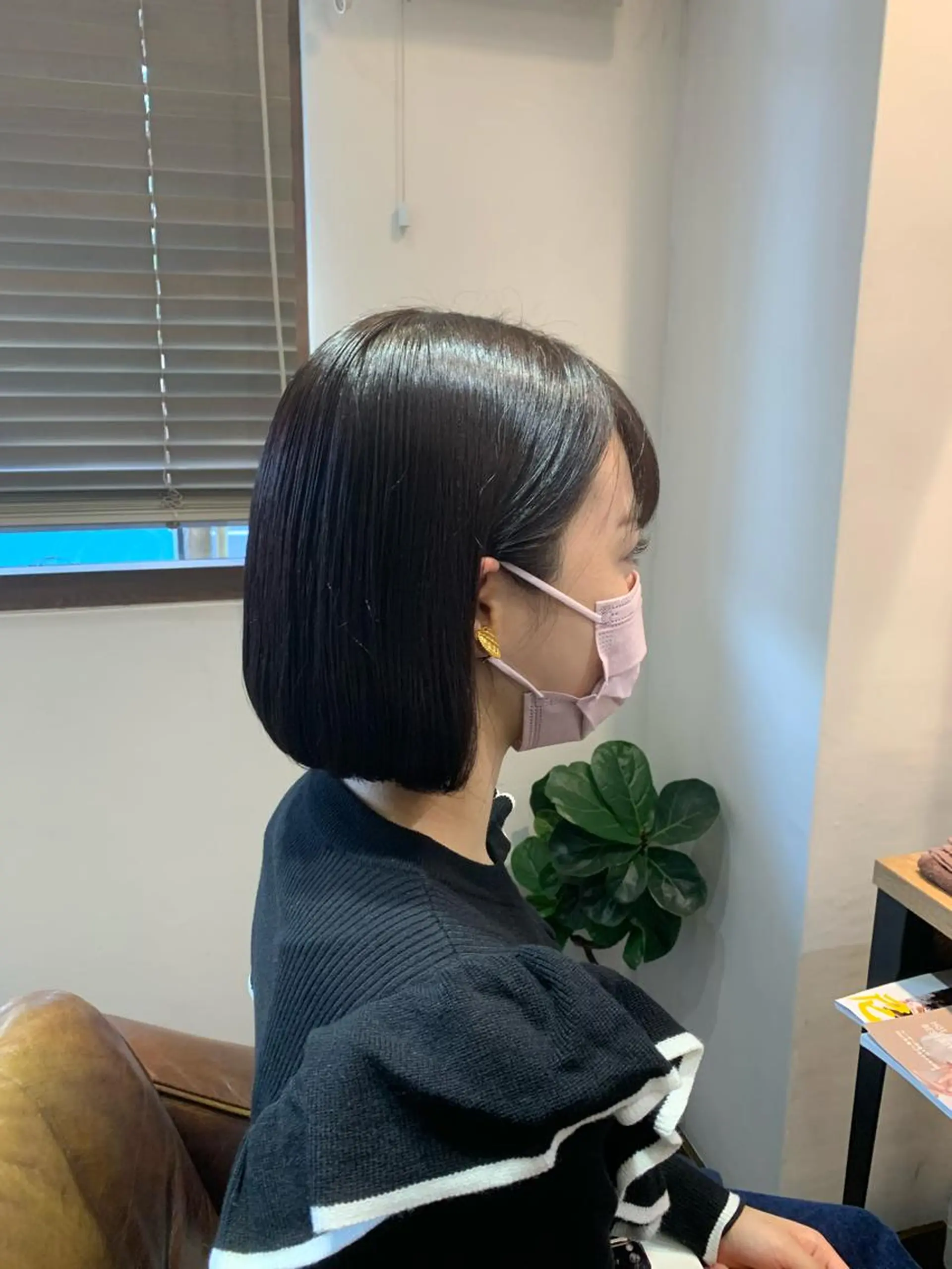 ショート ボブ カット ヘアカラー リンネ 甲東園のヘアスタイル