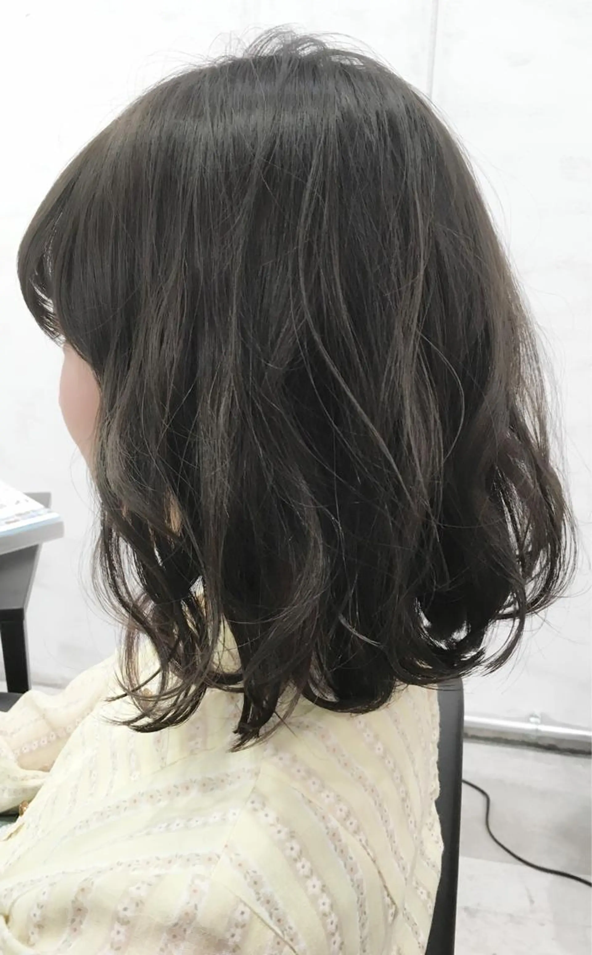 ミディアム カット ヘアカラー トリートメント LITTY所属・レイヤー/髪質改善 /山永圭介のヘアスタイル
