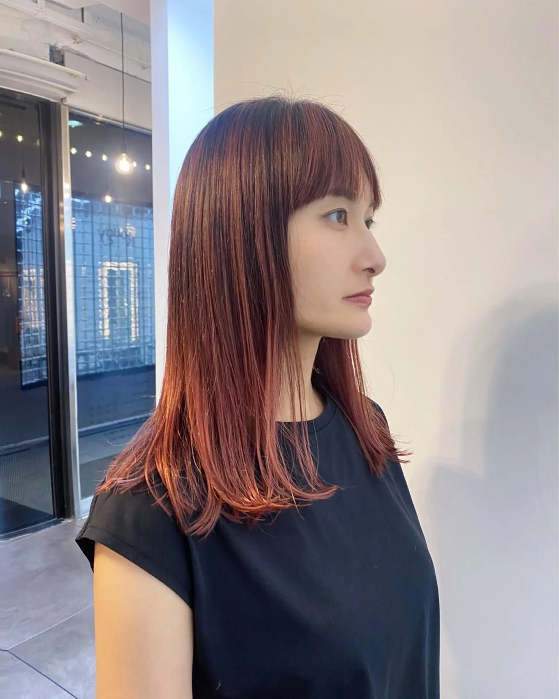 セミロング カラー バレイヤージュ ハイトーンカラー レイヤーカット Teal所属・大石 沙季のヘアスタイル