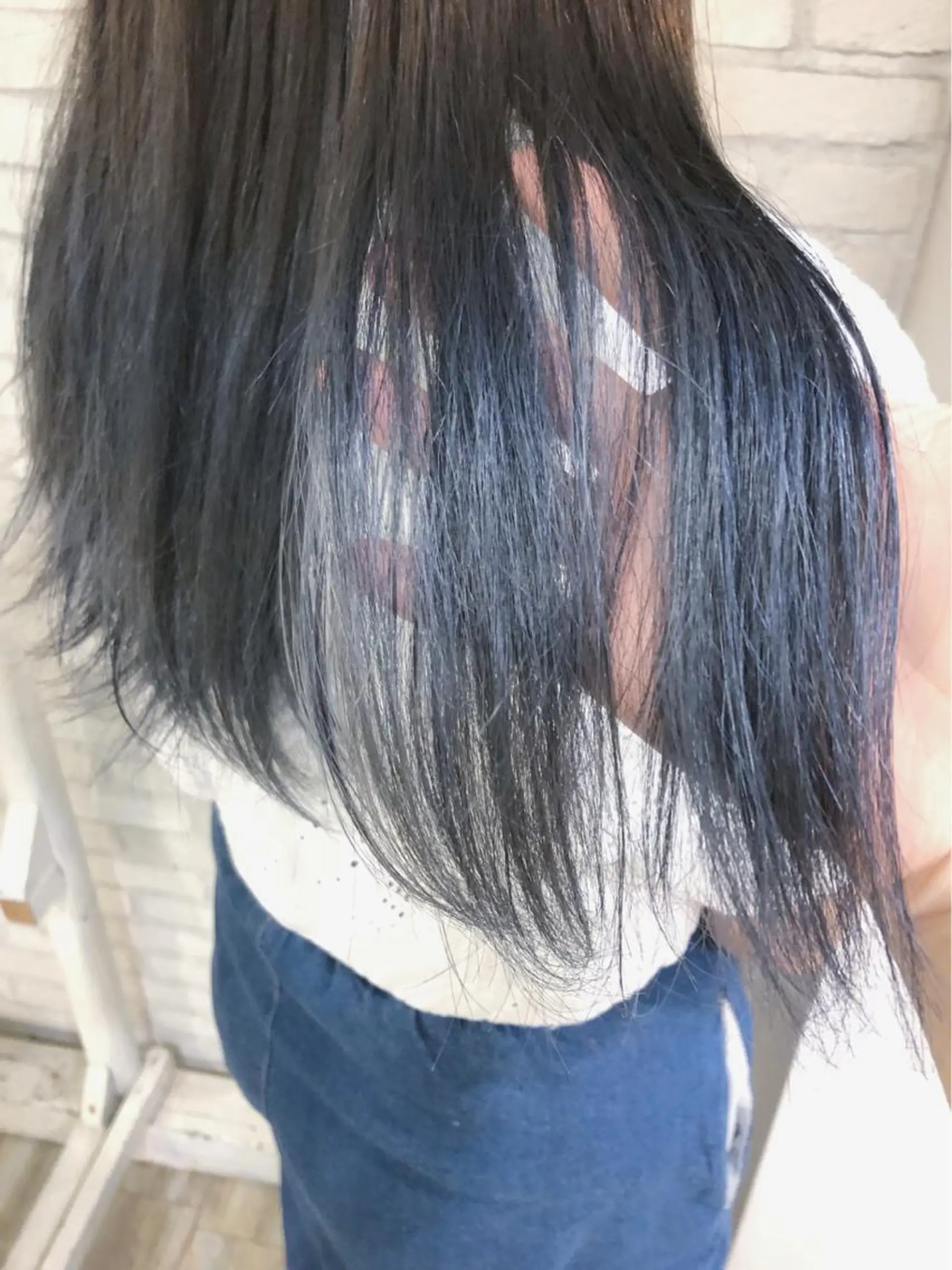 ロング カラー ブリーチ HAUS 片山みほのヘアスタイル