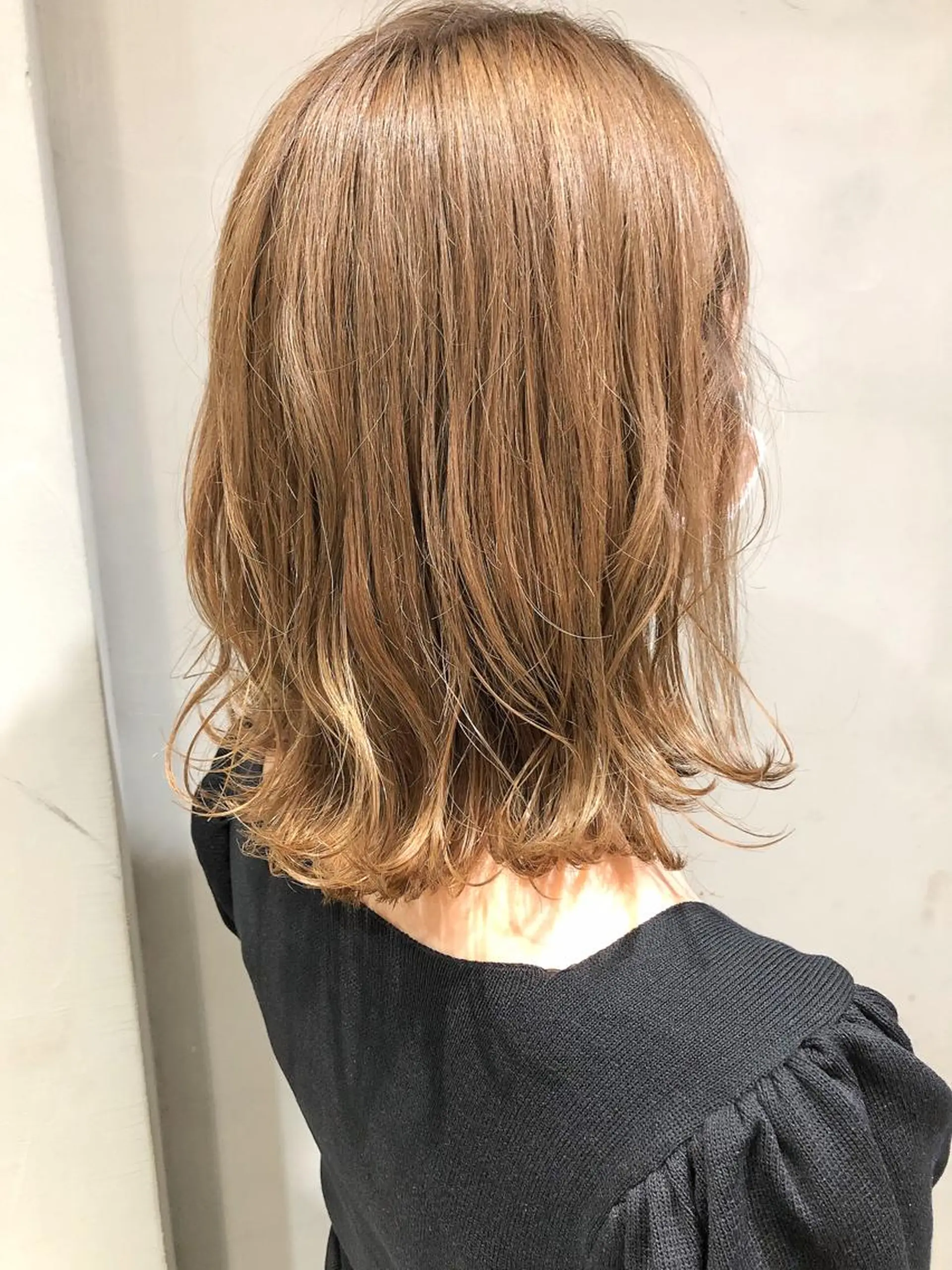 ミディアム カラー 圧倒的透明感カラー nana🦕のヘアスタイル