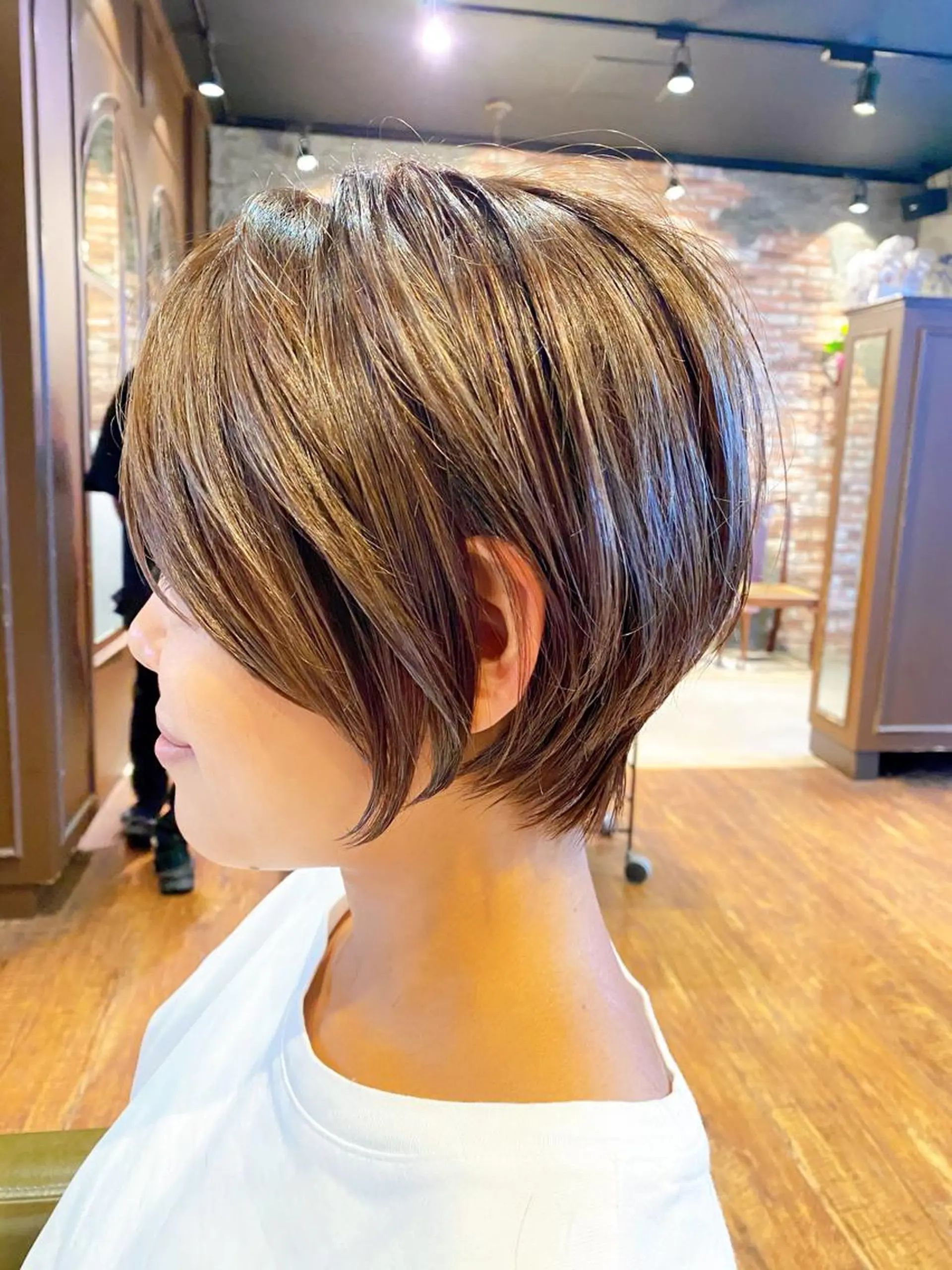 ショート カット ヘアカラー FELIZA所属・似合わせの達人🔥 石川就平のヘアスタイル