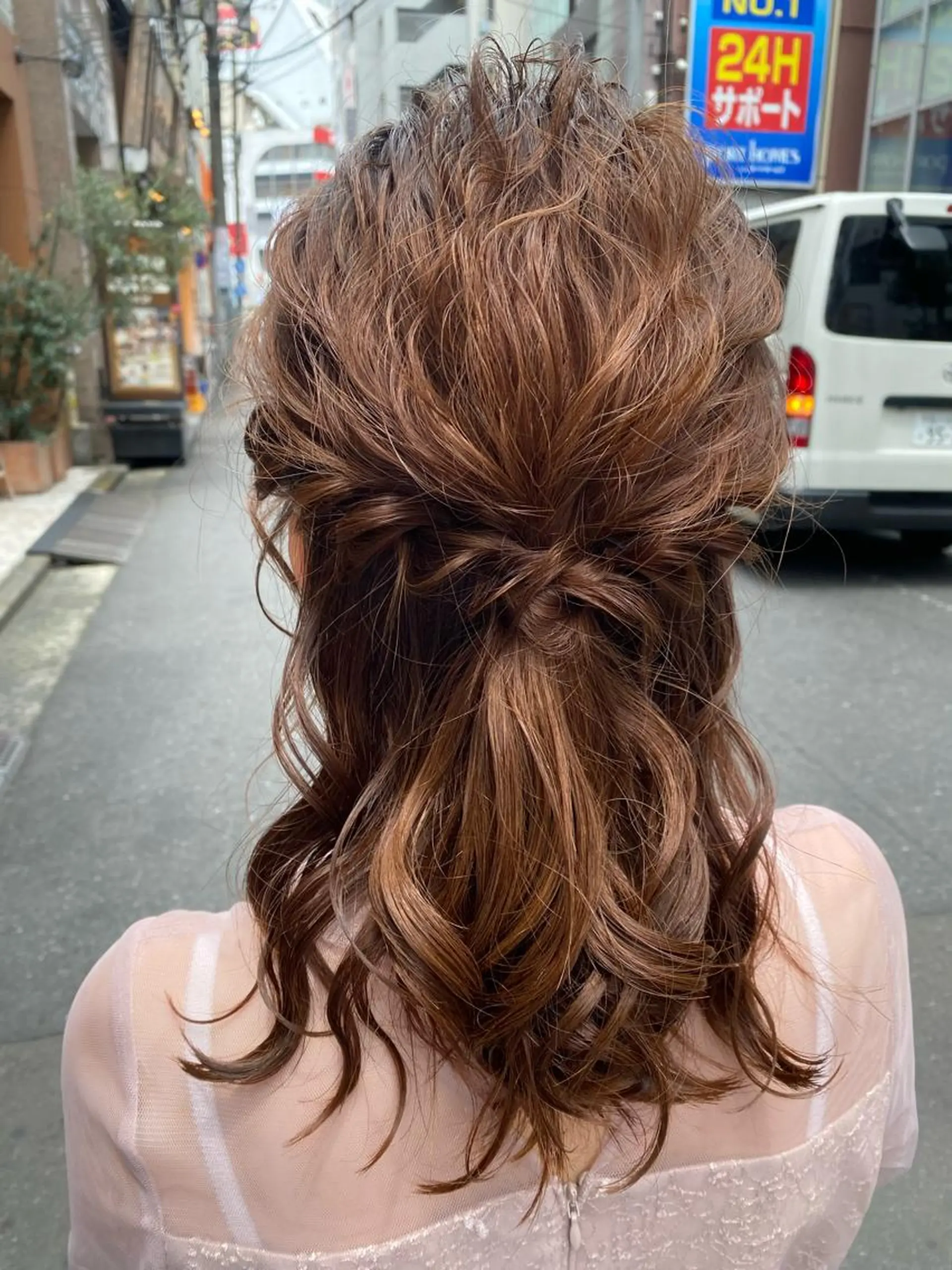 セミロング ヘアセット 🍋暖色カラーヘアア レンジniina🍋のヘアスタイル