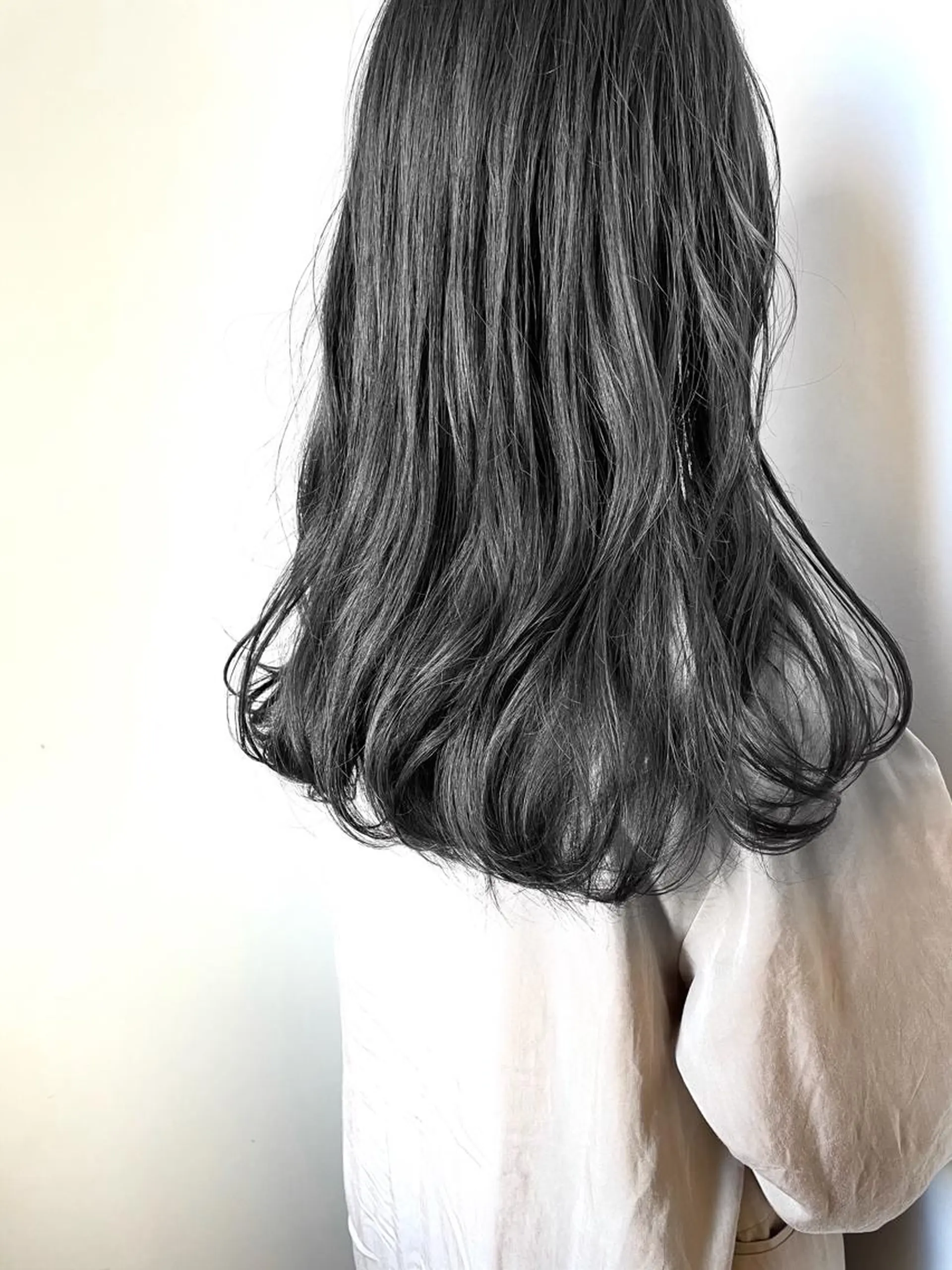 ロング カラー アッシュ アッシュグレー アッシュグレージュ ベージュカラー 透明感カラー カット ヘアカラー トリートメント 江上拓郎/ショート /酸性ストレートのヘアスタイル