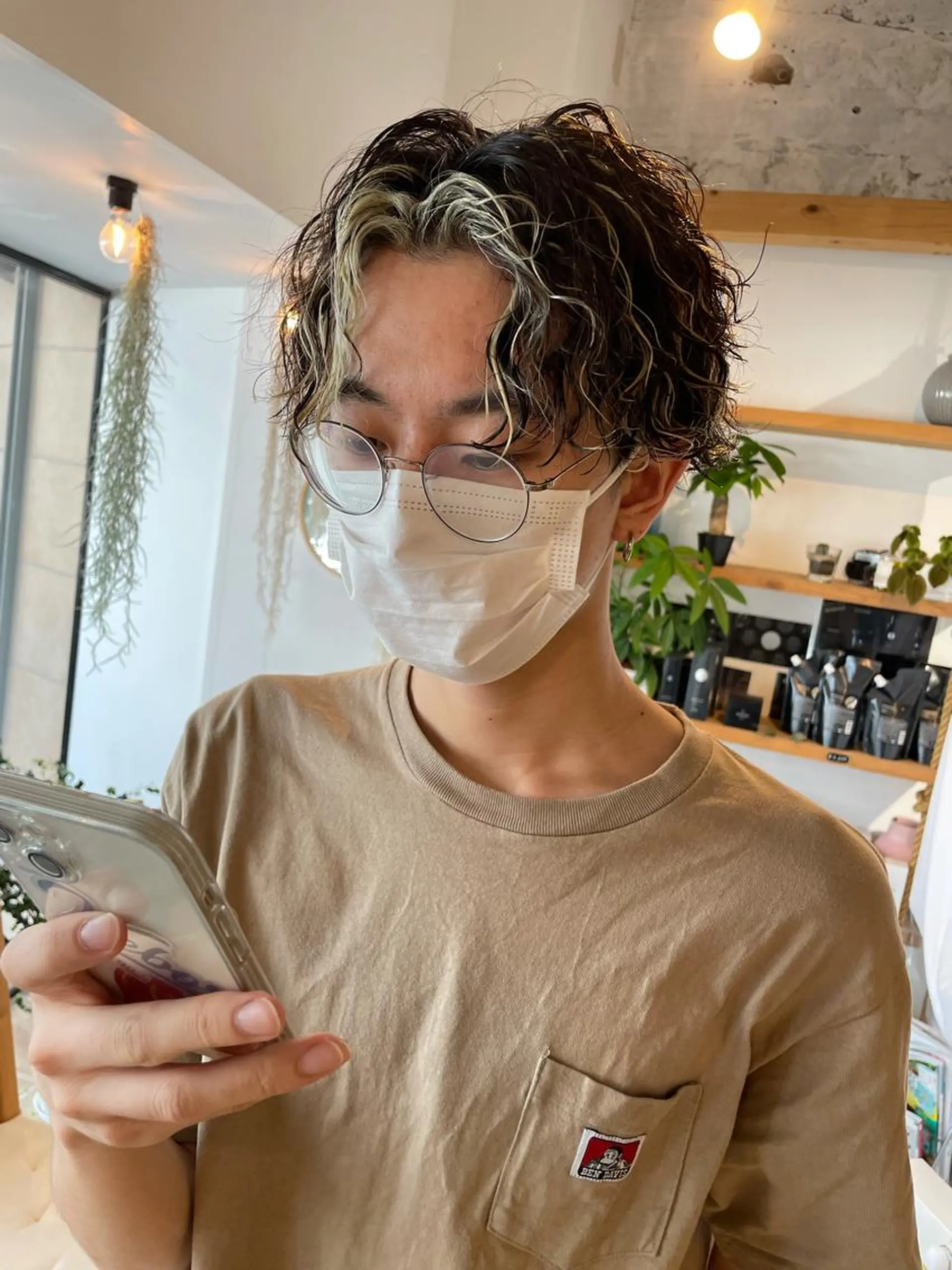 ミディアム ミストバング カット ヘアカラー パーマ 渋谷 メンズヘア⭐️ タニグチヨシユキのヘアスタイル