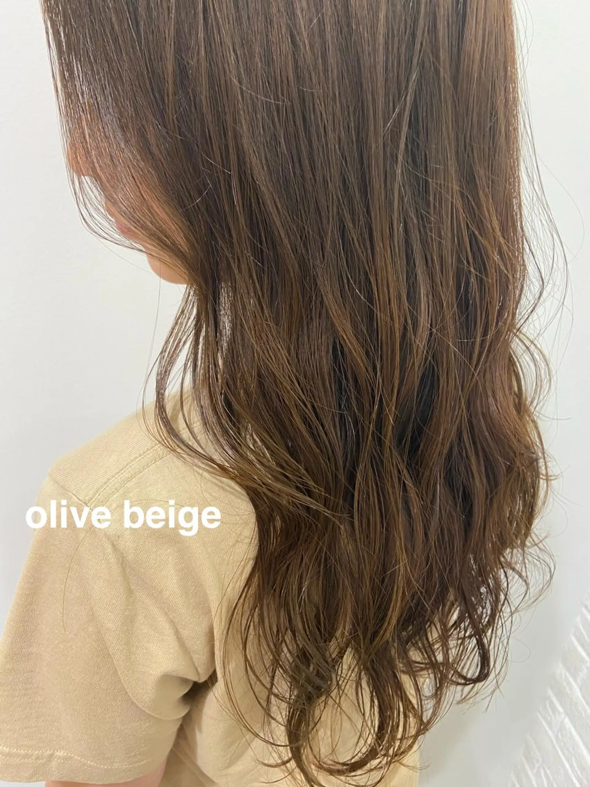 ロング カラー merc.🌿💚 八幡真衣のヘアスタイル