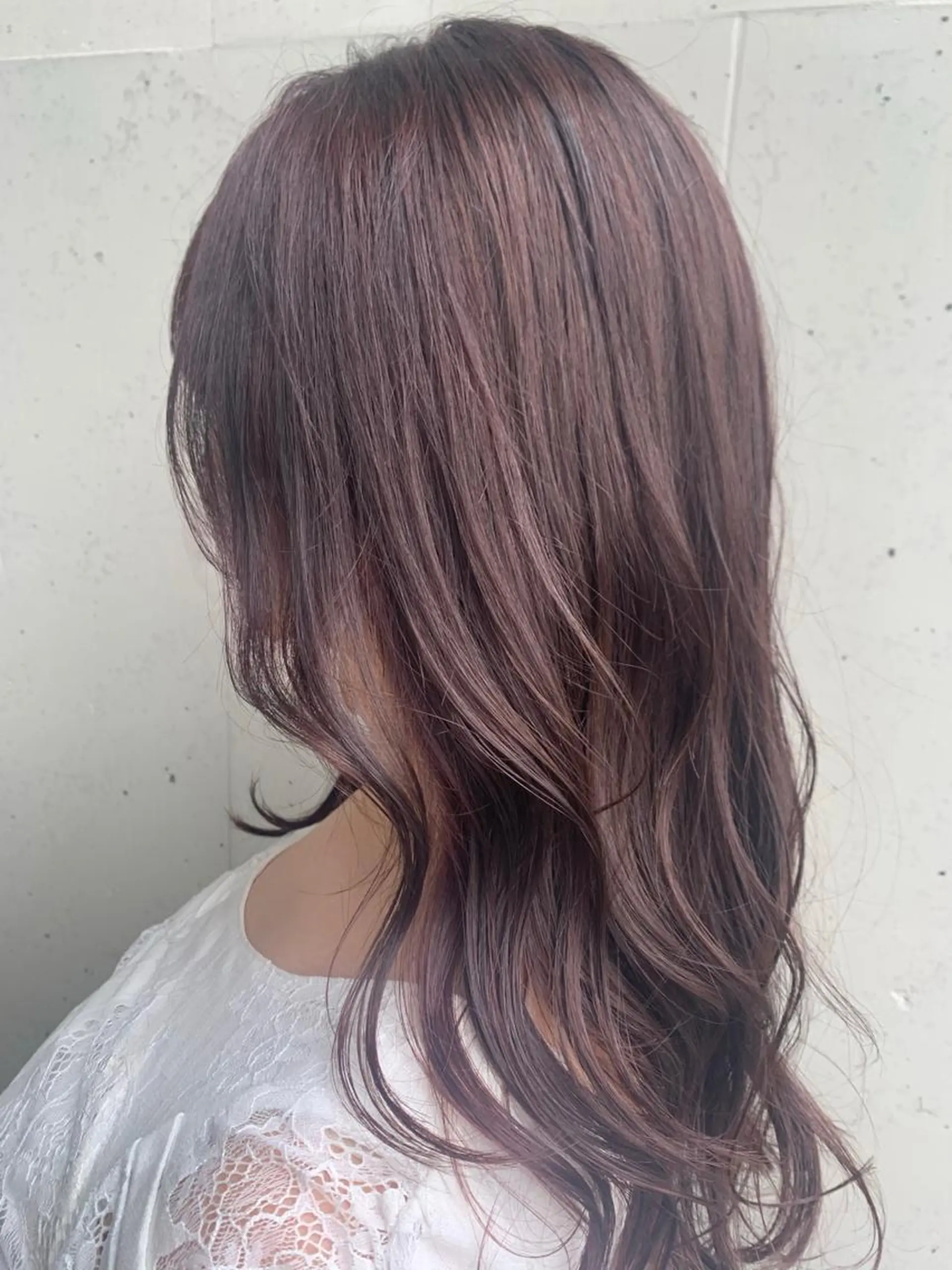 ロング カラー イルミナカラー ラベンダーカラー ラベンダーピンク ピンクカラー 顔周り/暗髪カラー /アベ マホのヘアスタイル
