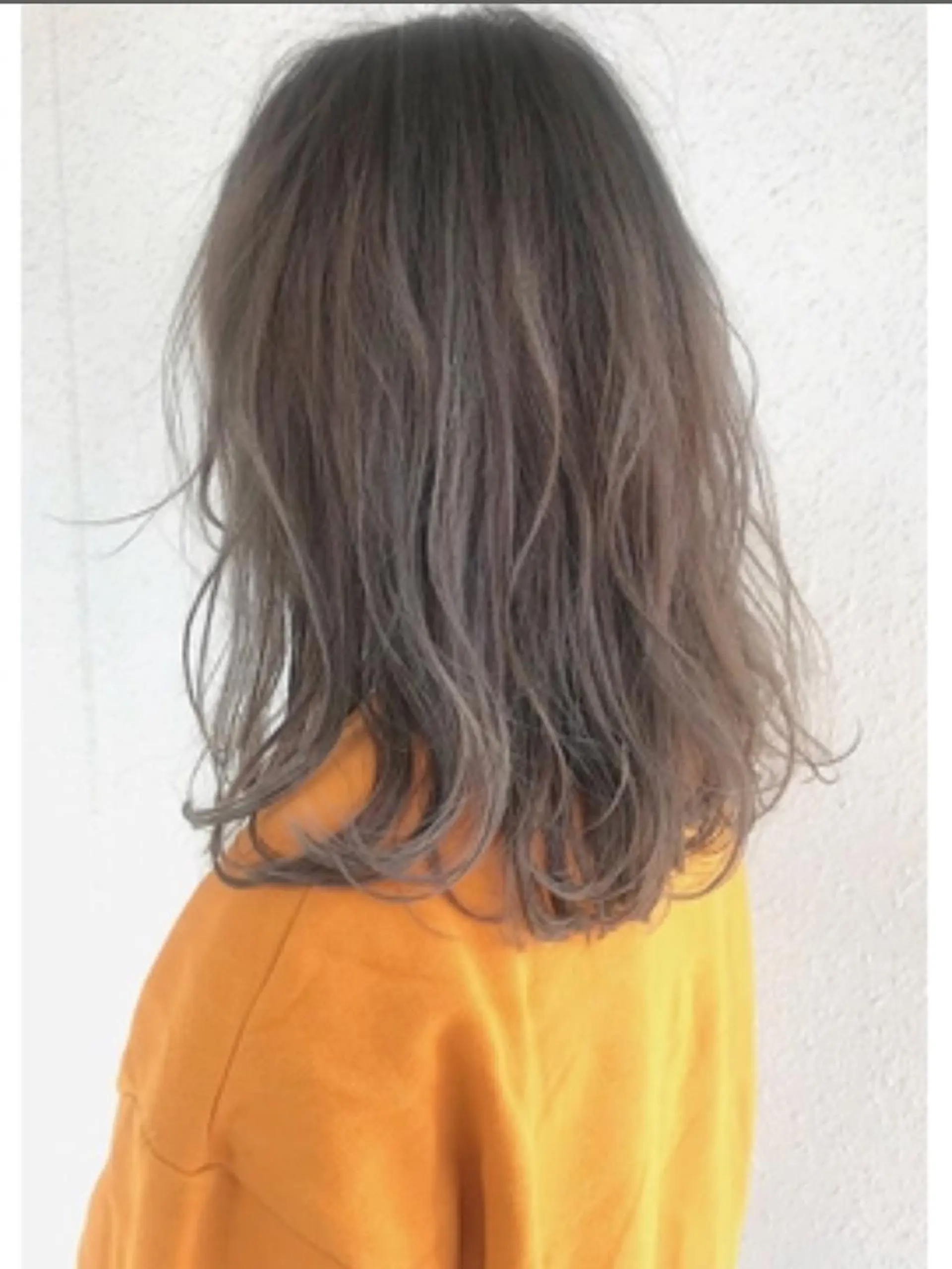 セミロング カラー LUXBE UNITED所属・🌷RIE 🌷のヘアスタイル