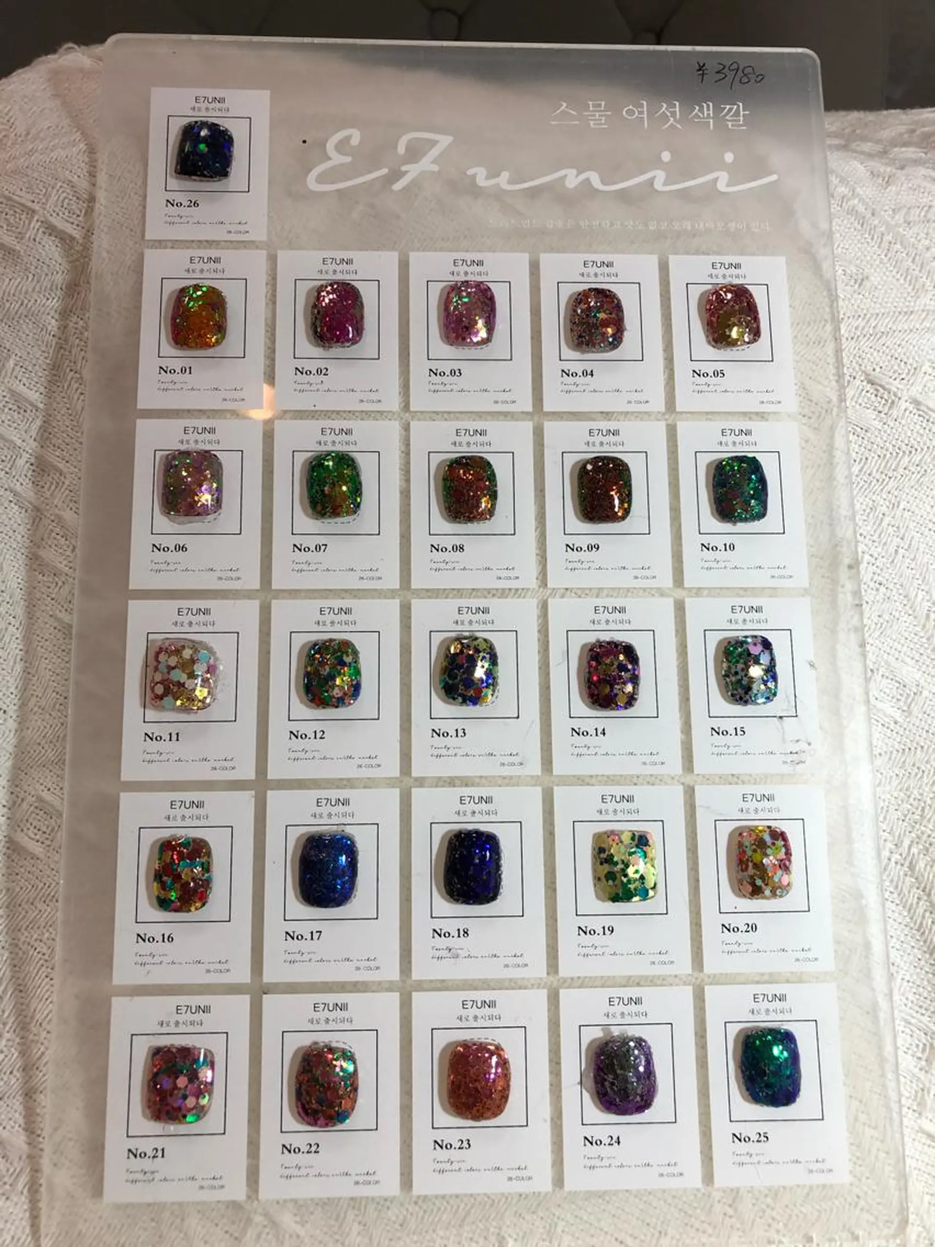 ネイル VIVIAN リサのネイルデザイン