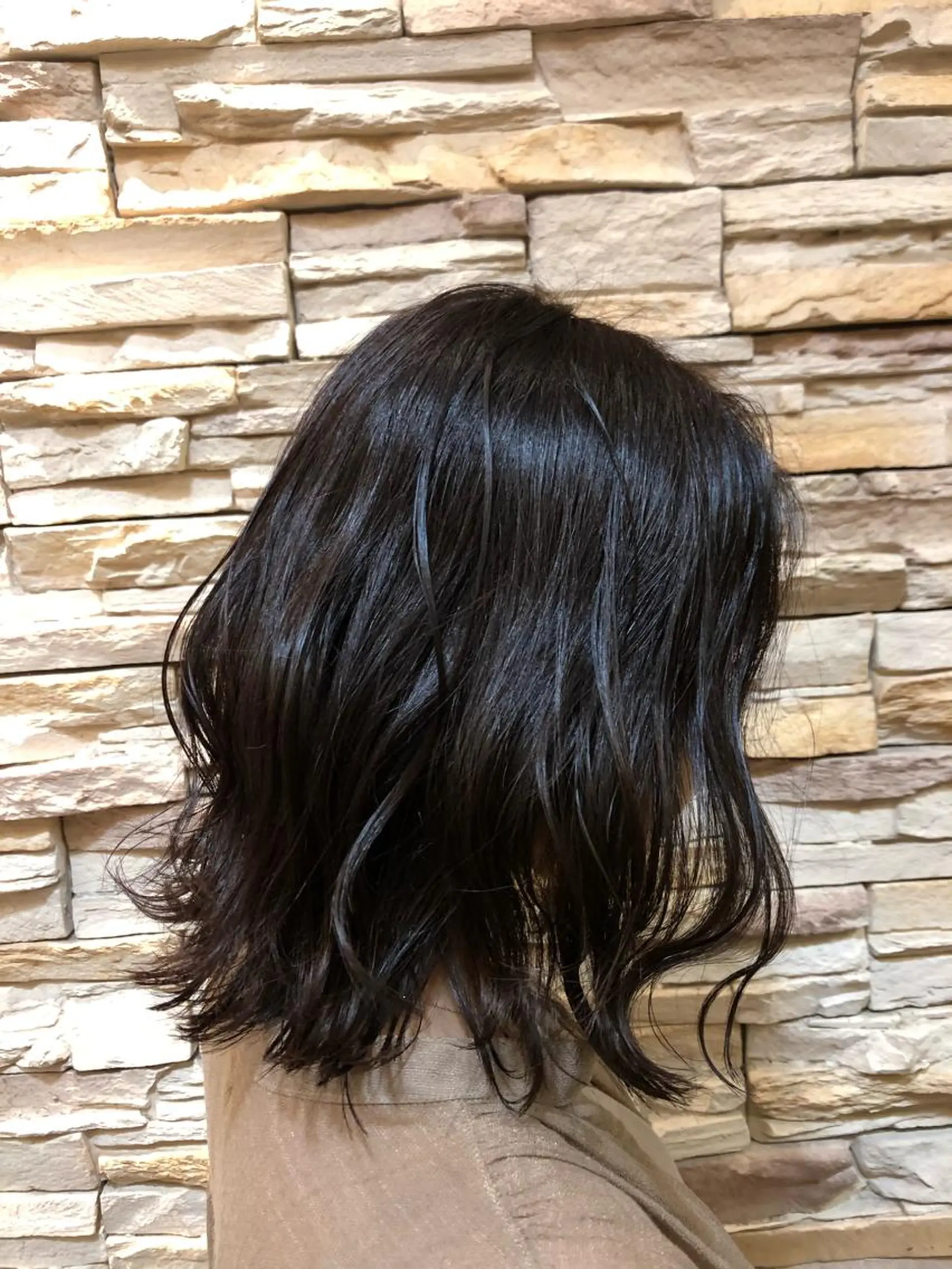 ミディアム 本多 美羽のヘアスタイル